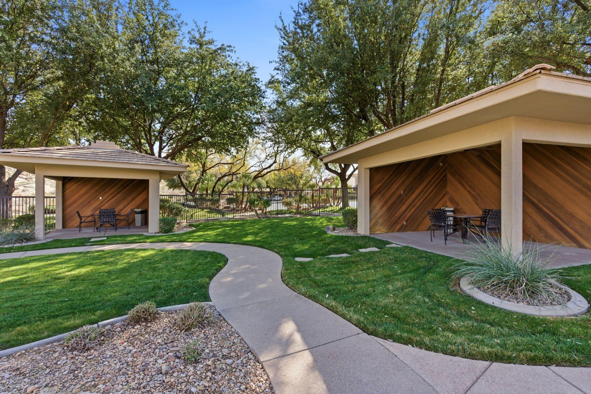 STONE CLIFF - Residential