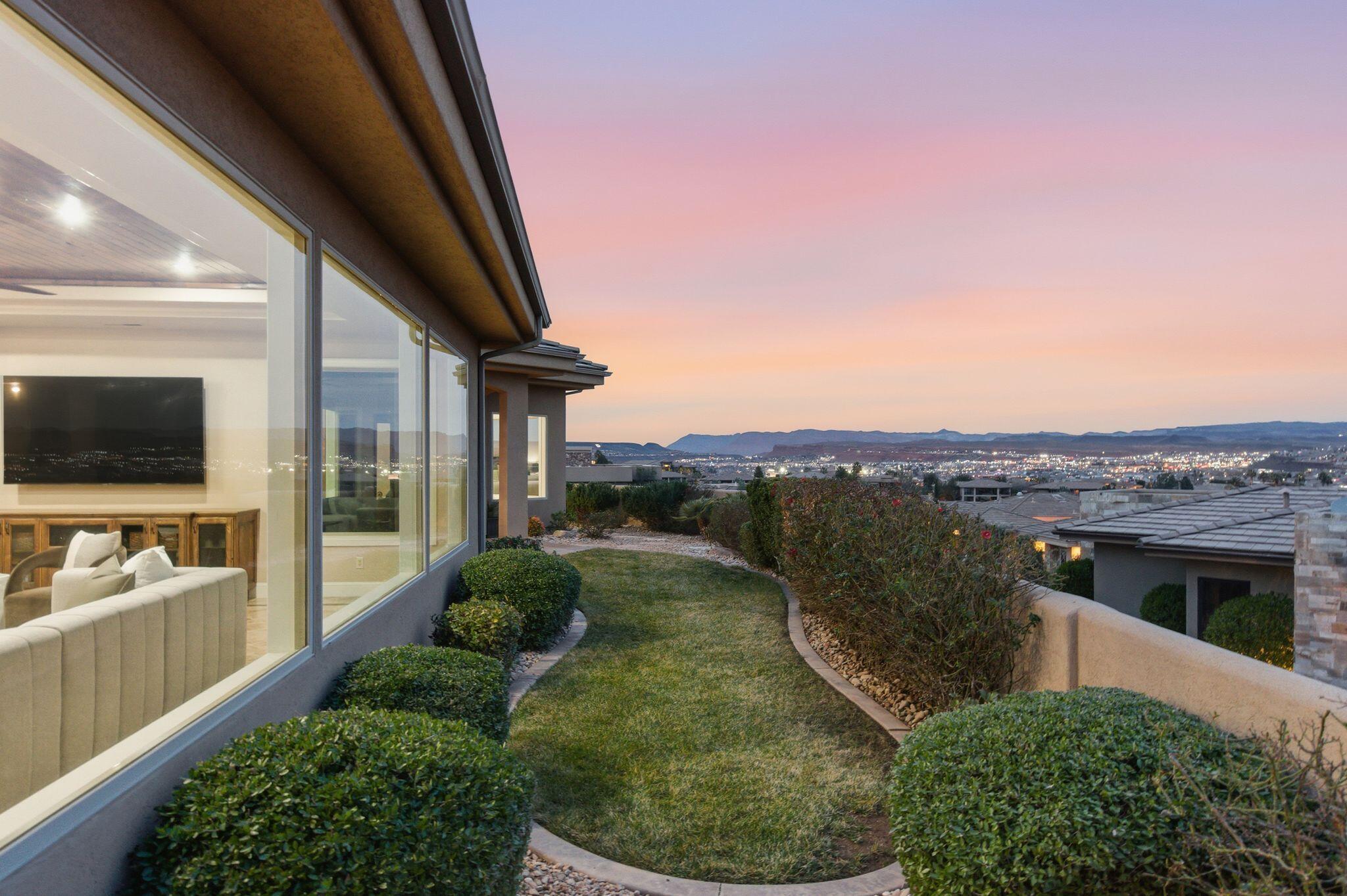 STONE CLIFF - Residential