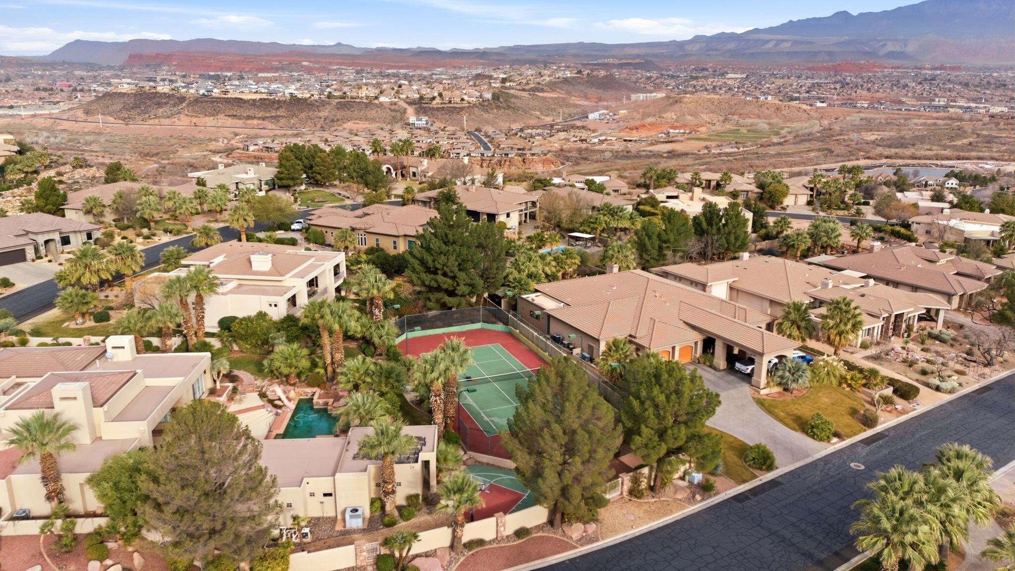 STONE CLIFF - Residential