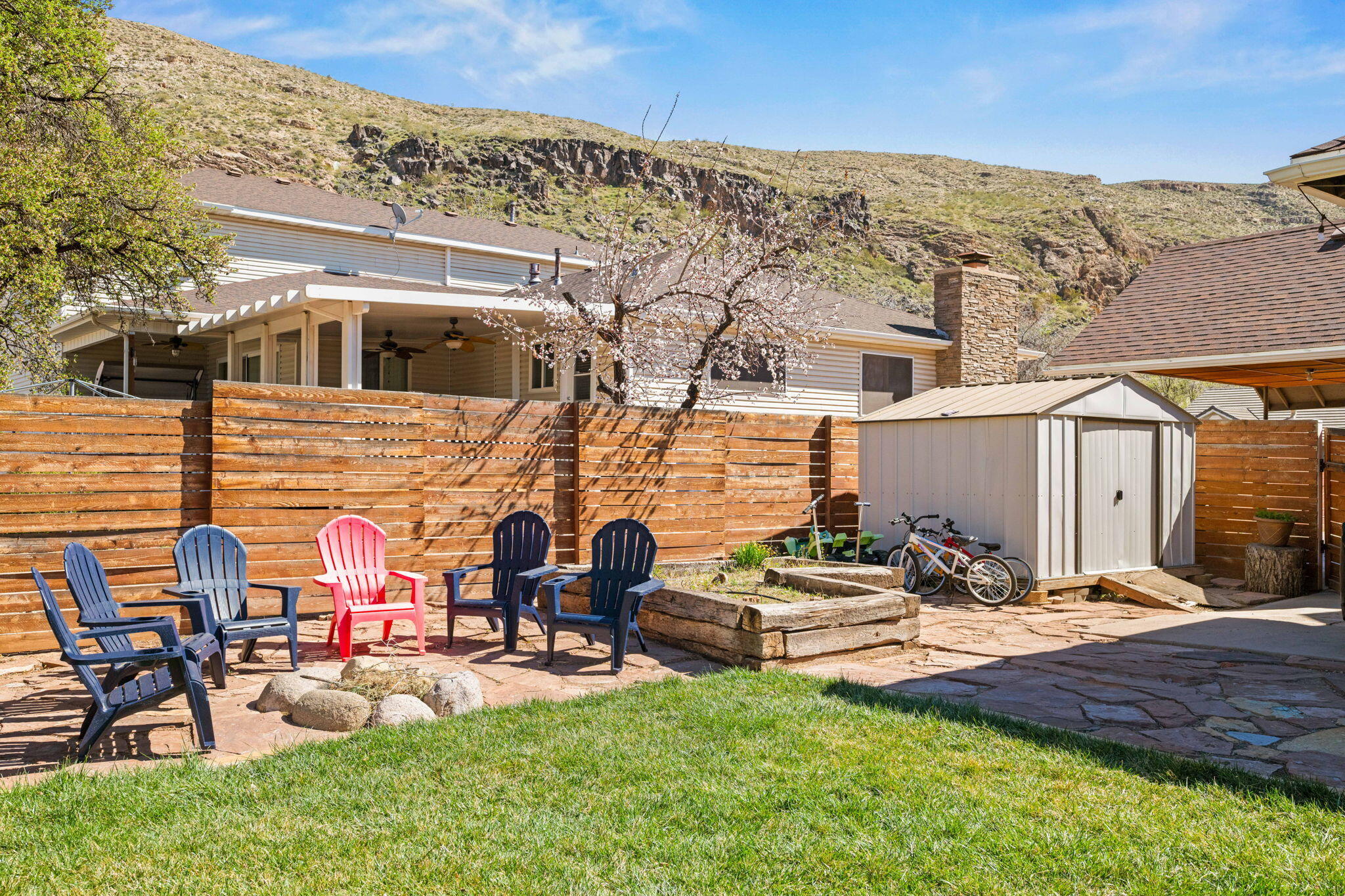 HURRICANE TOWNSITE - Residential