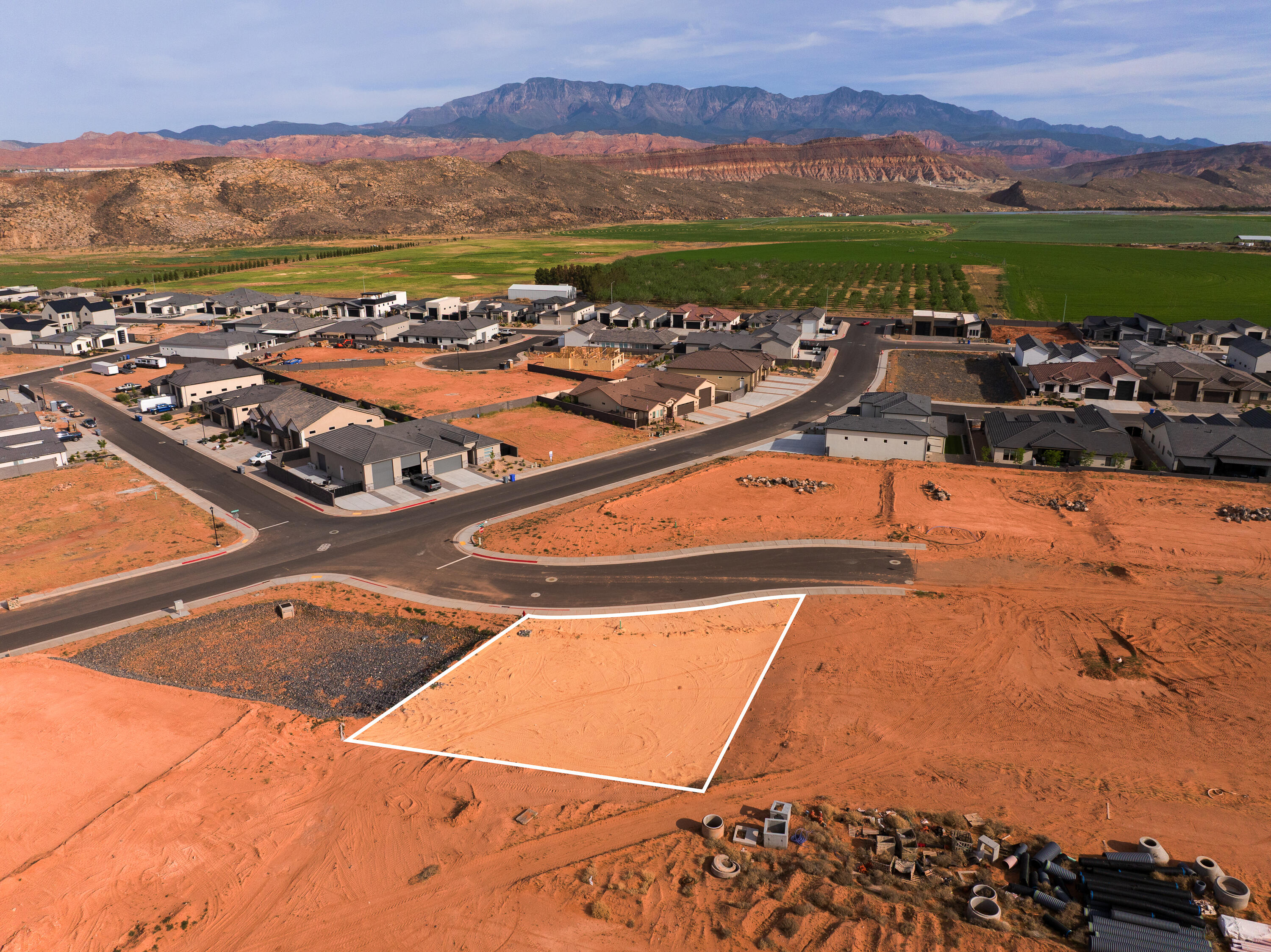 SAND HOLLOW VILLAGE - Land