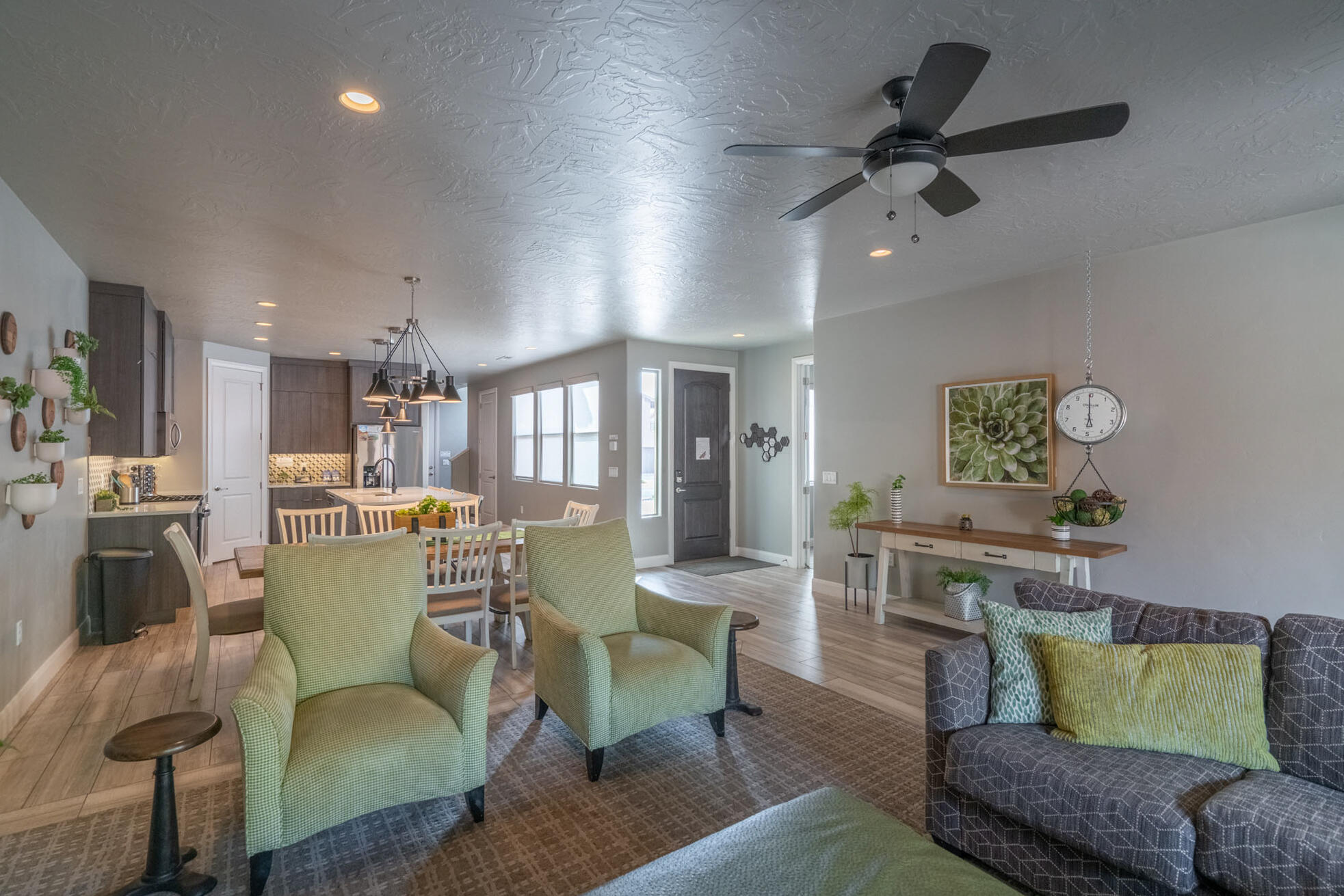 PARADISE VILLAGE AT ZION - Residential