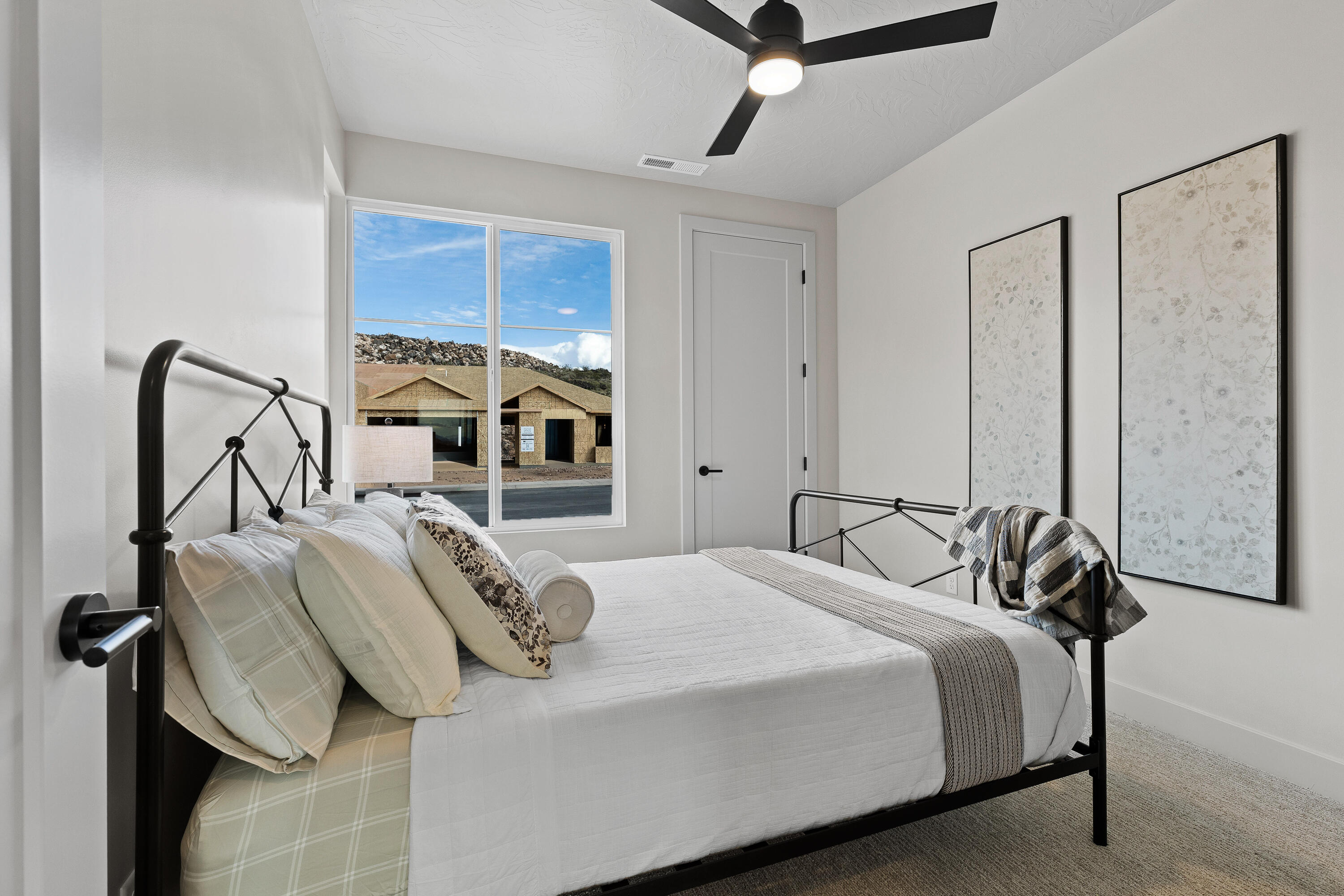 PAINTED SANDS - Residential