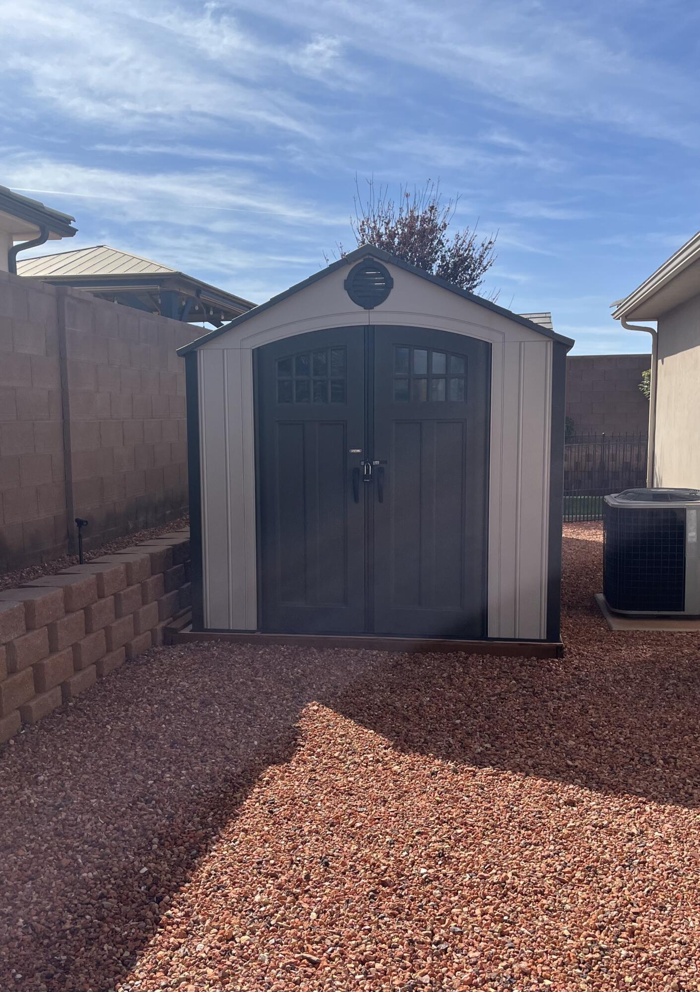 WARNER GATEWAY - Residential