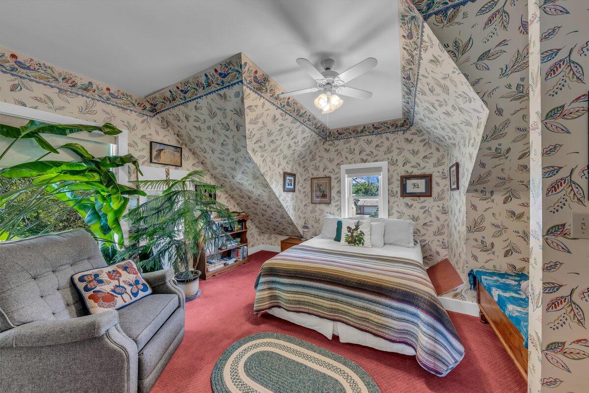 TOQUERVILLE TOWNSITE - Residential