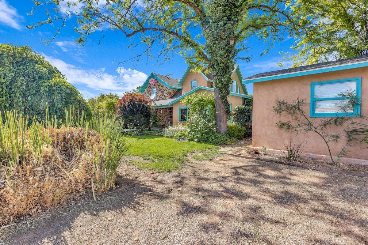 TOQUERVILLE TOWNSITE - Residential