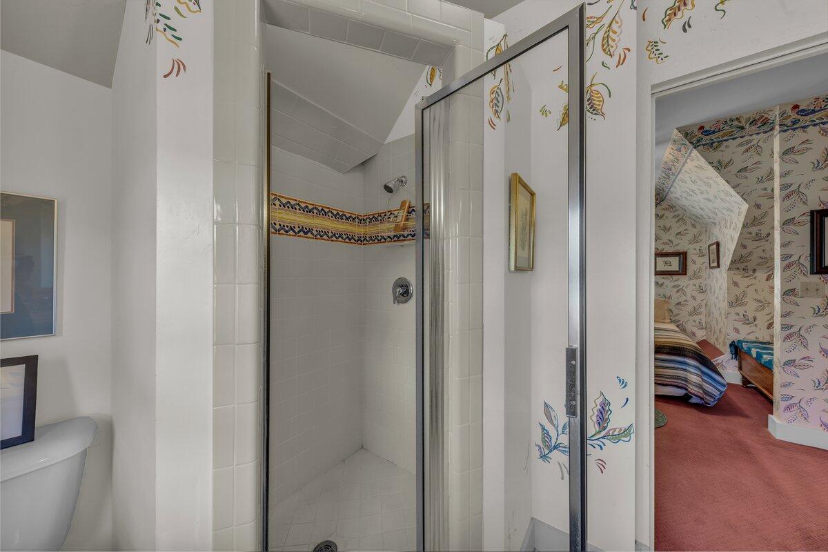 TOQUERVILLE TOWNSITE - Residential