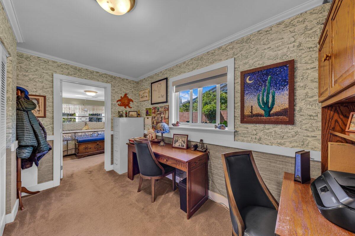 TOQUERVILLE TOWNSITE - Residential