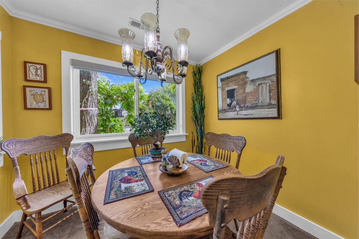 TOQUERVILLE TOWNSITE - Residential