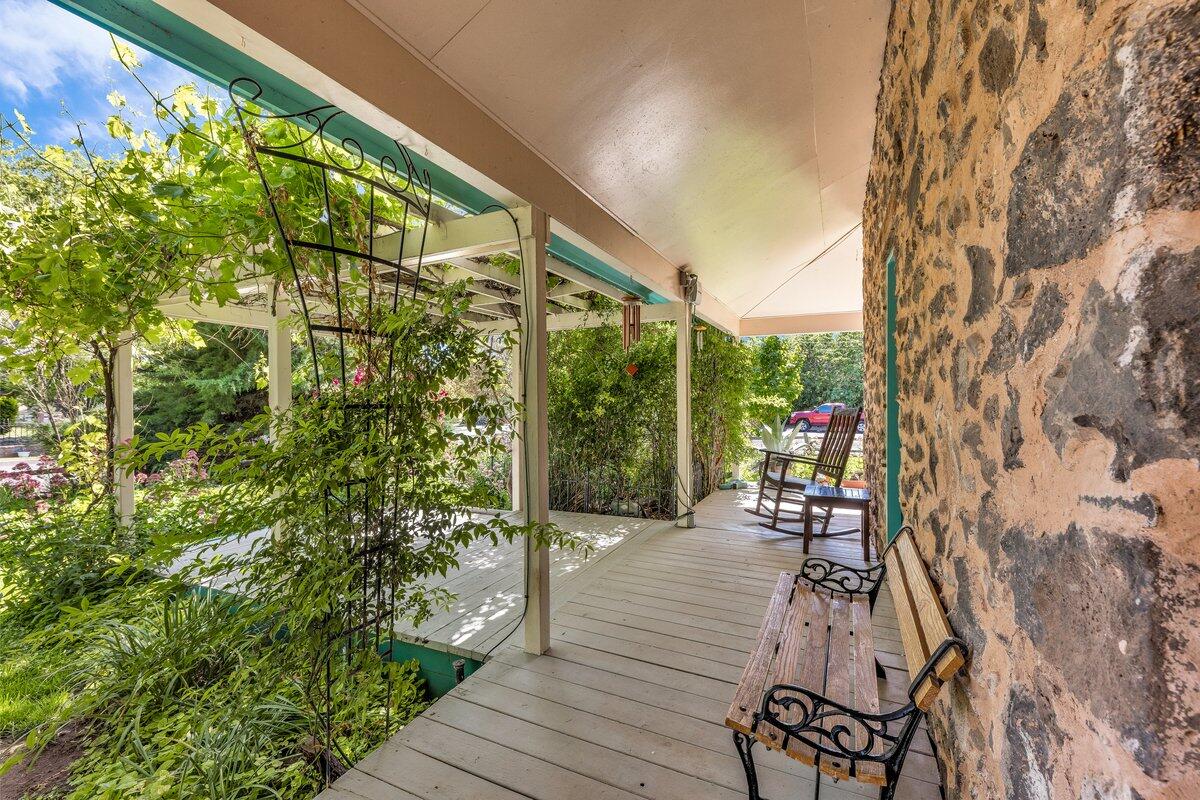 TOQUERVILLE TOWNSITE - Residential