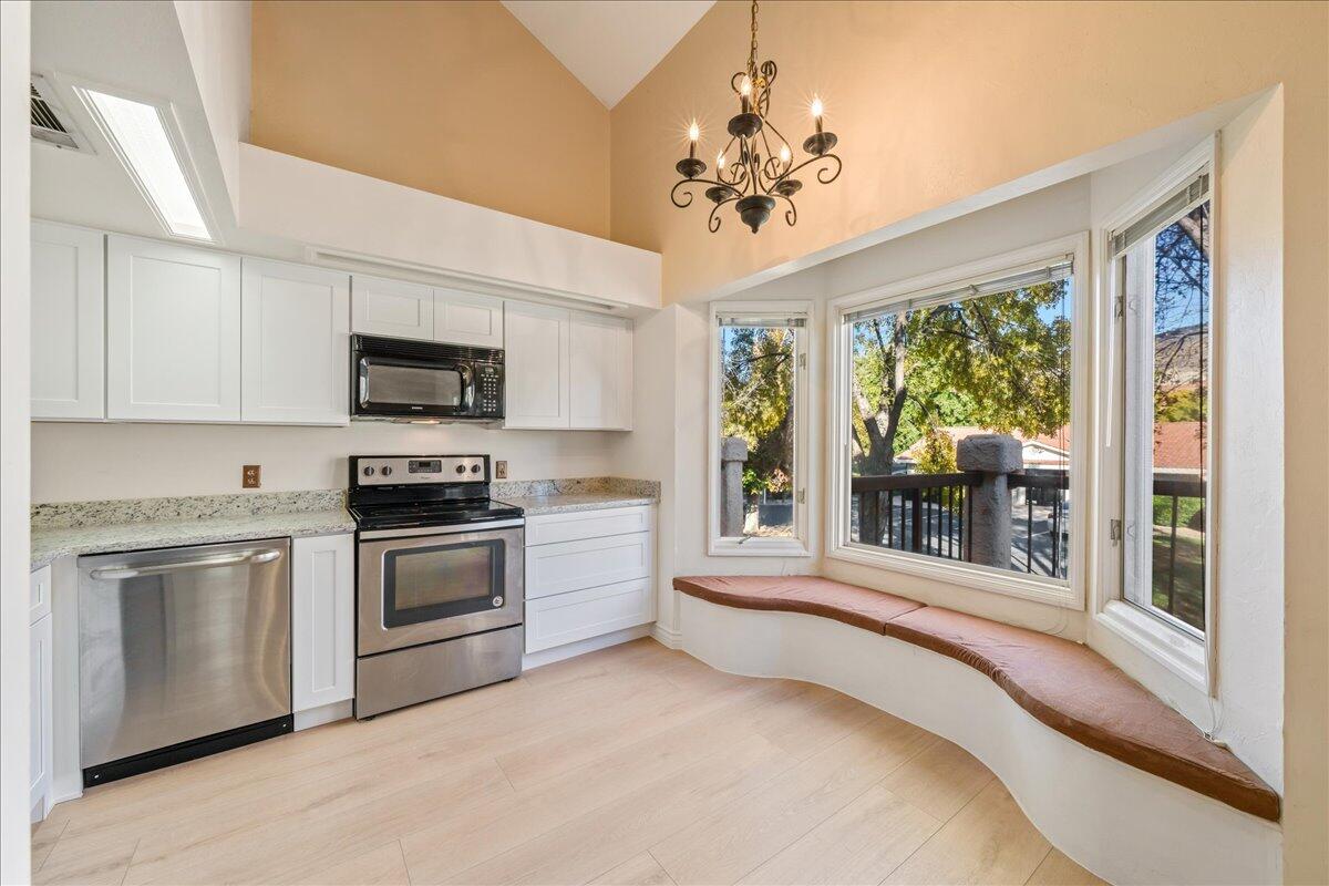 WILLOW RUN RESORT CONDOS - Residential