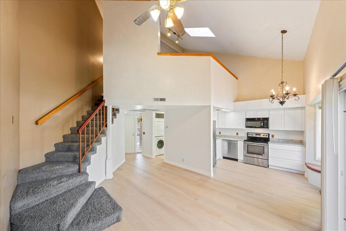 WILLOW RUN RESORT CONDOS - Residential