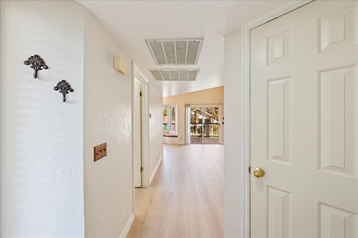 WILLOW RUN RESORT CONDOS - Residential