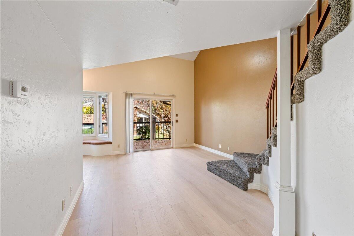 WILLOW RUN RESORT CONDOS - Residential