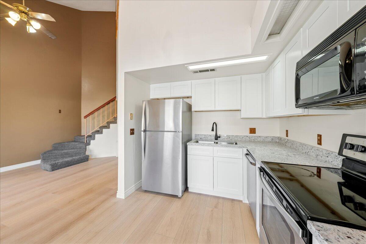 WILLOW RUN RESORT CONDOS - Residential