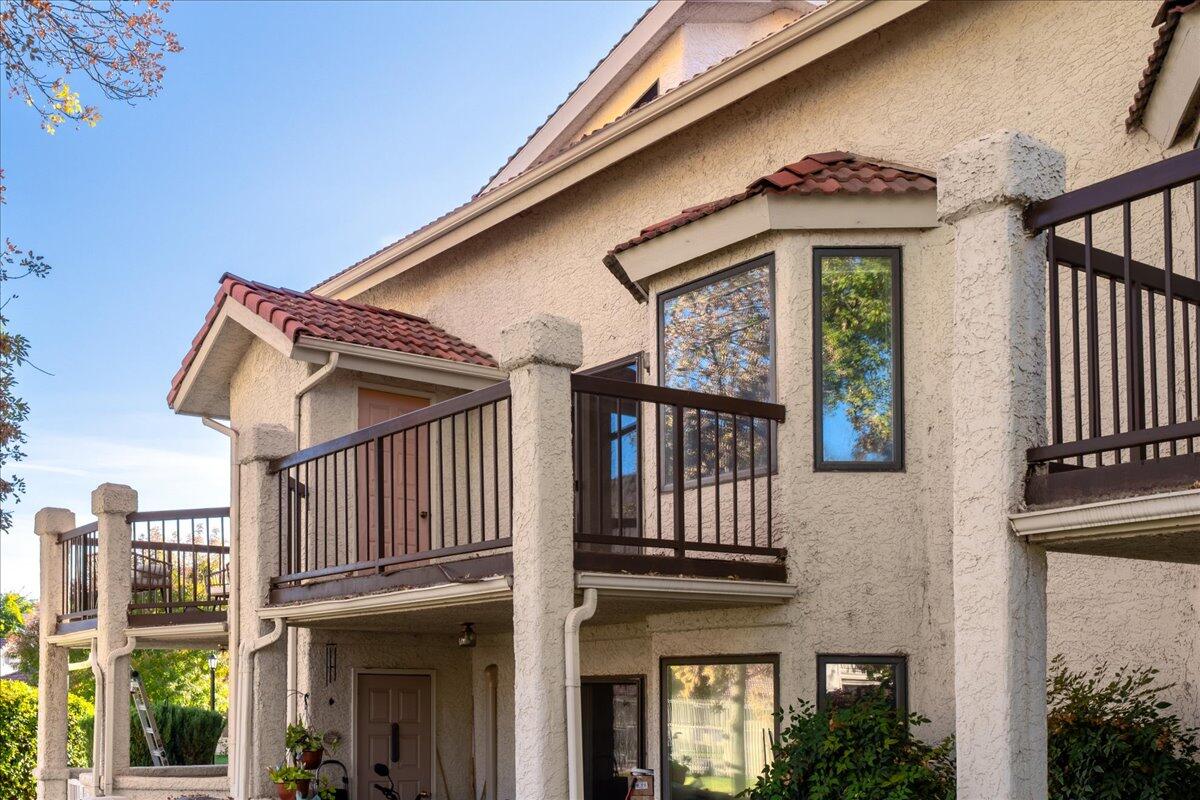 WILLOW RUN RESORT CONDOS - Residential