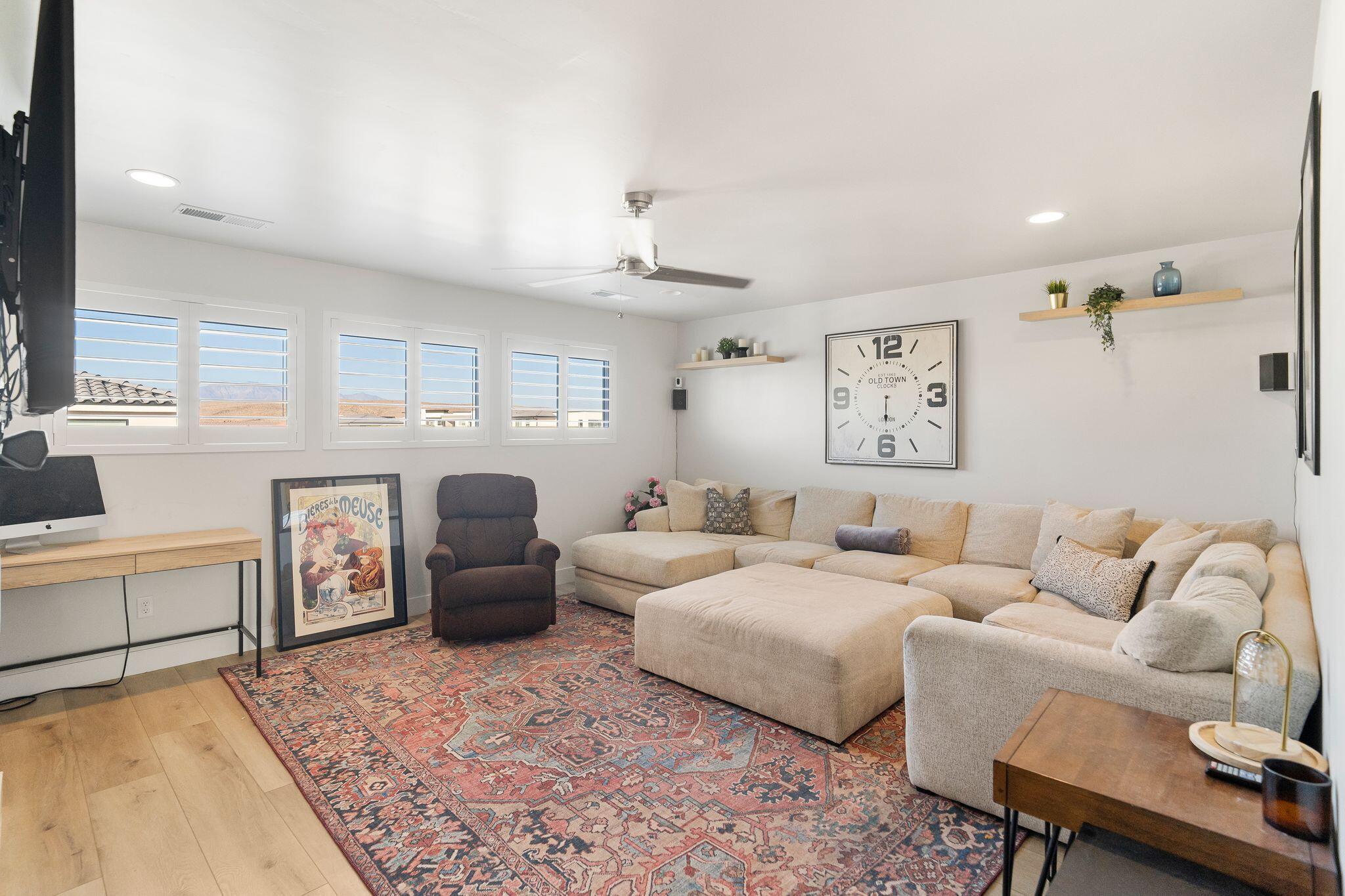 AUBURN HILLS - Residential