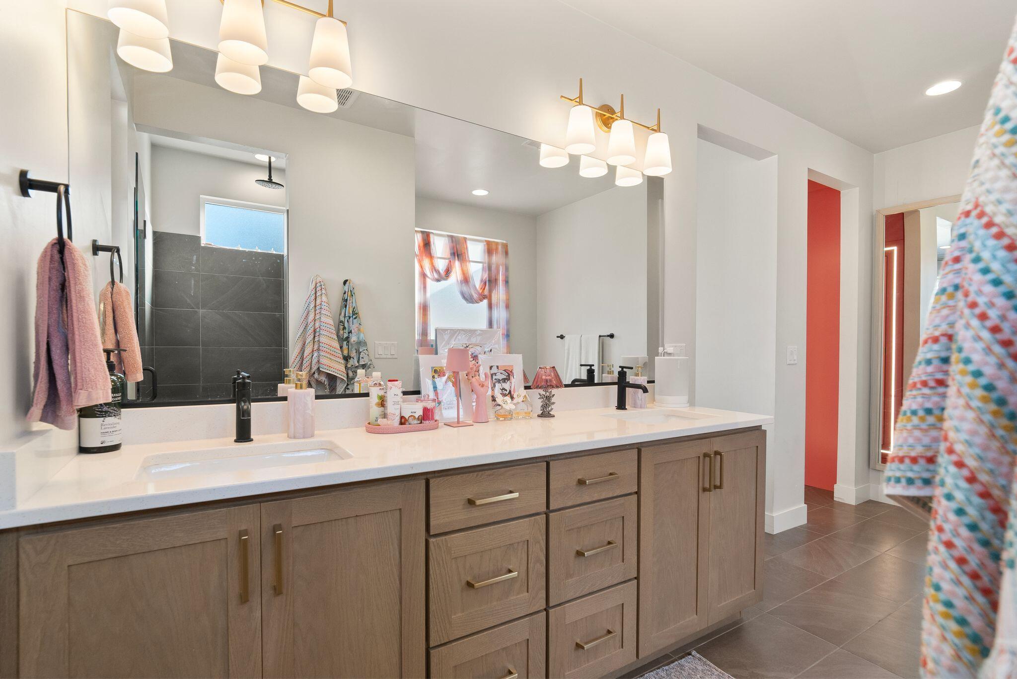 AUBURN HILLS - Residential