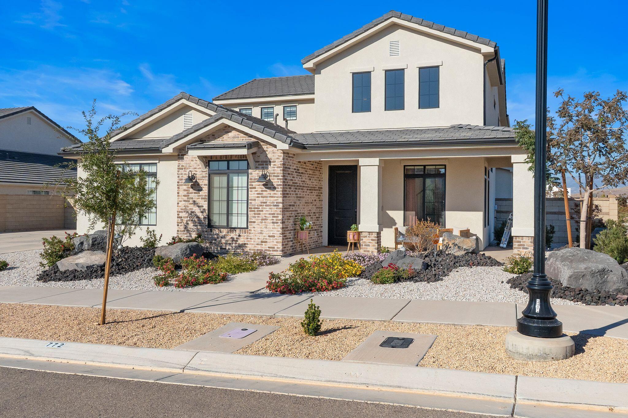 AUBURN HILLS - Residential