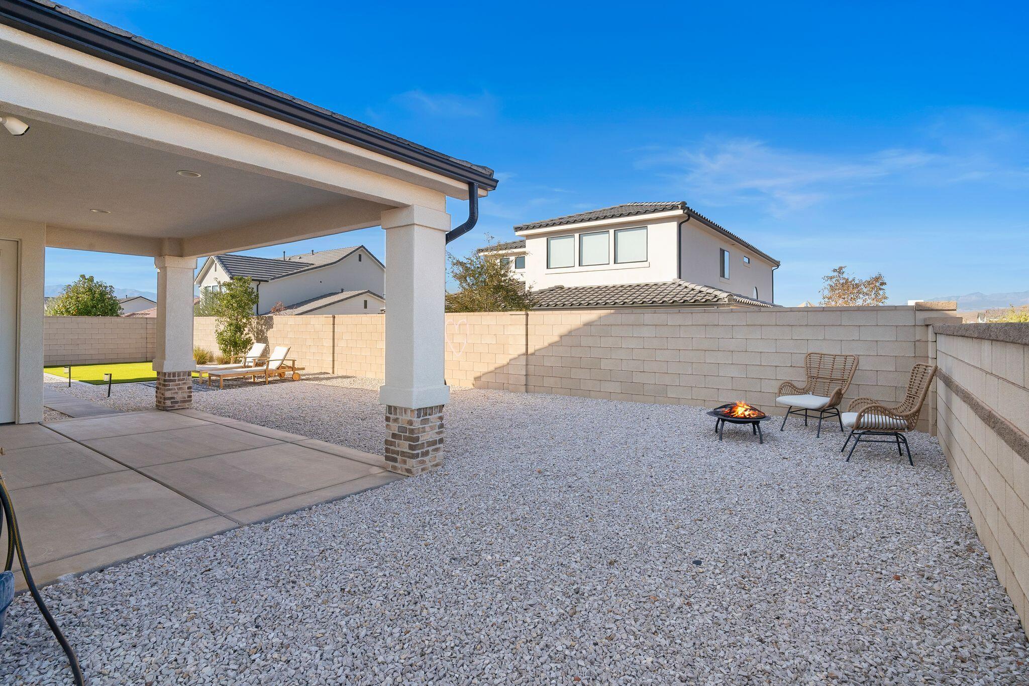 AUBURN HILLS - Residential