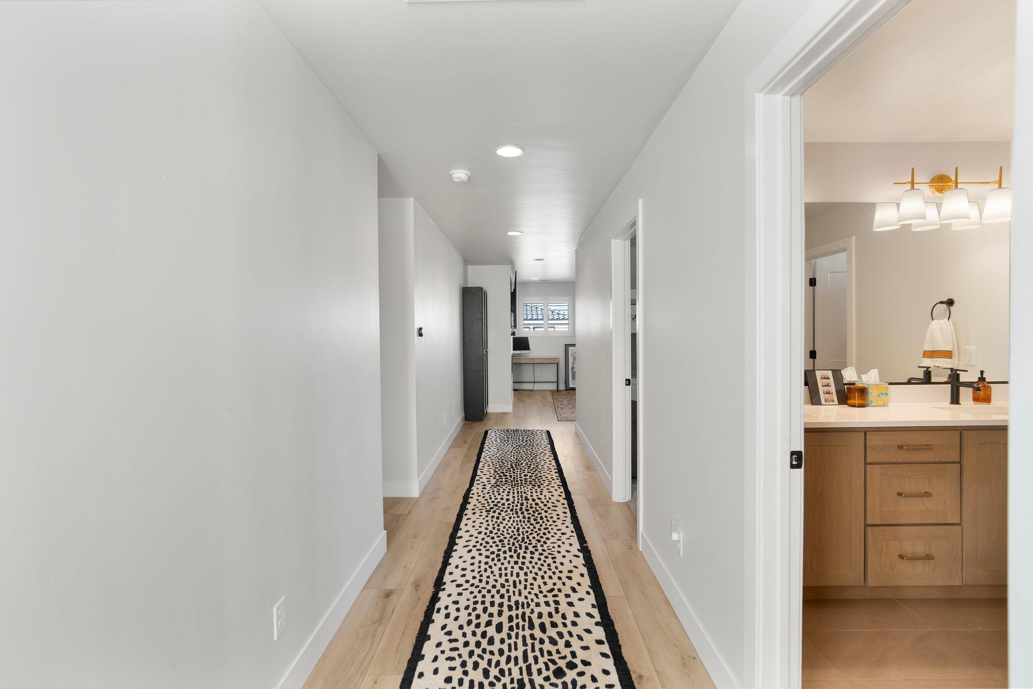 AUBURN HILLS - Residential