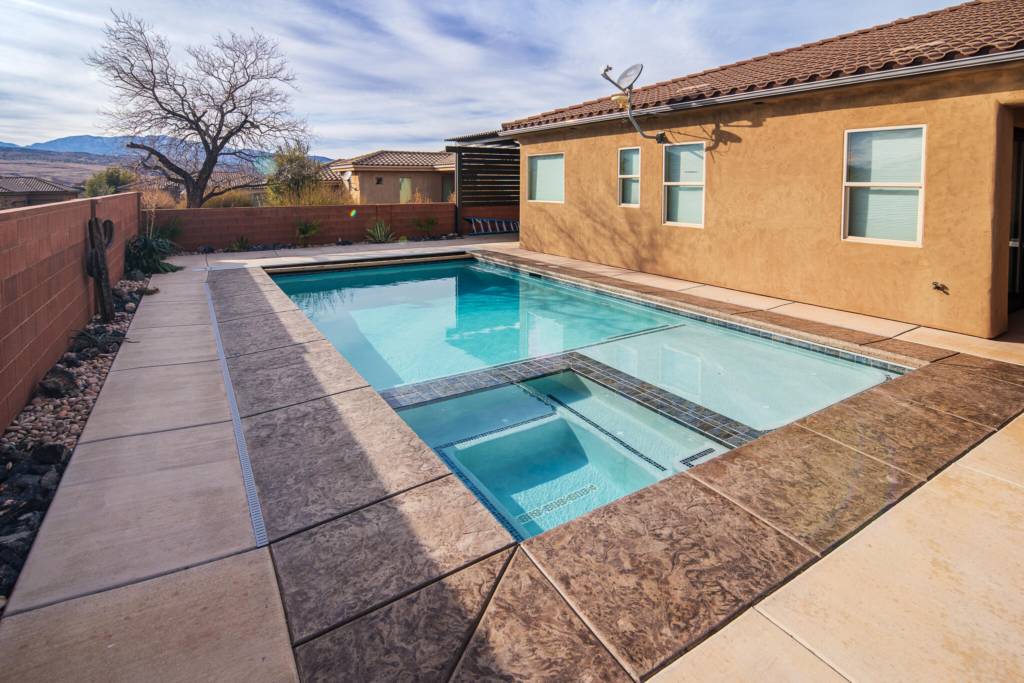 TENAYA SANDS - Residential