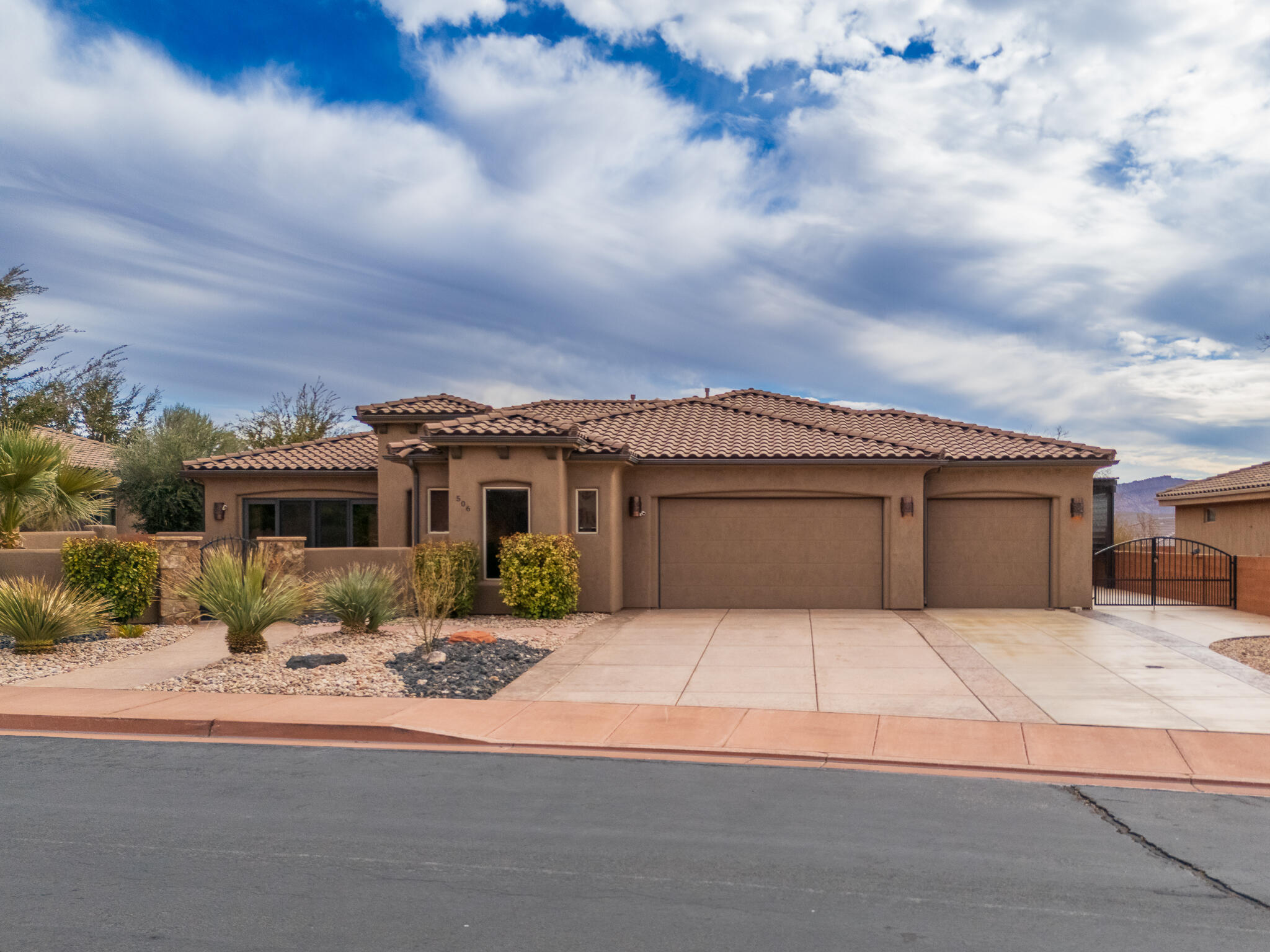 TENAYA SANDS - Residential