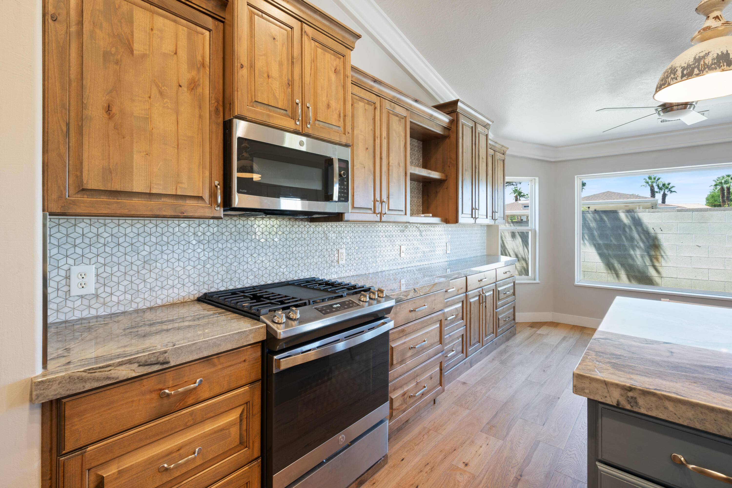 MEADOW CREEK ESTATES - Residential