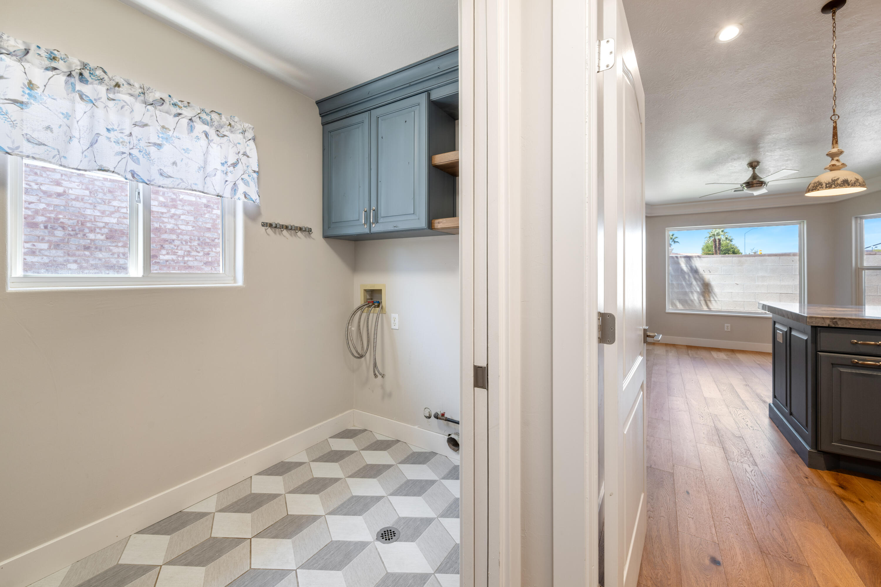 MEADOW CREEK ESTATES - Residential