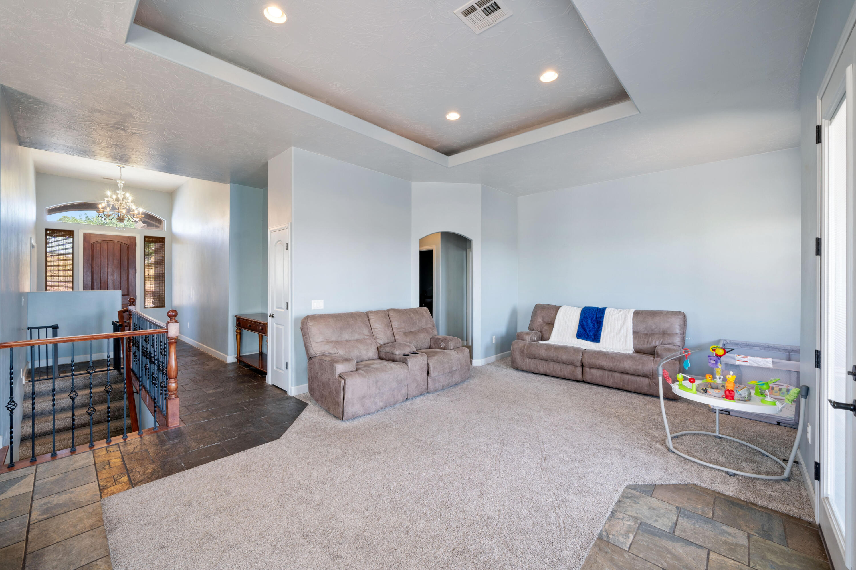 PARADISE VISTA - Residential