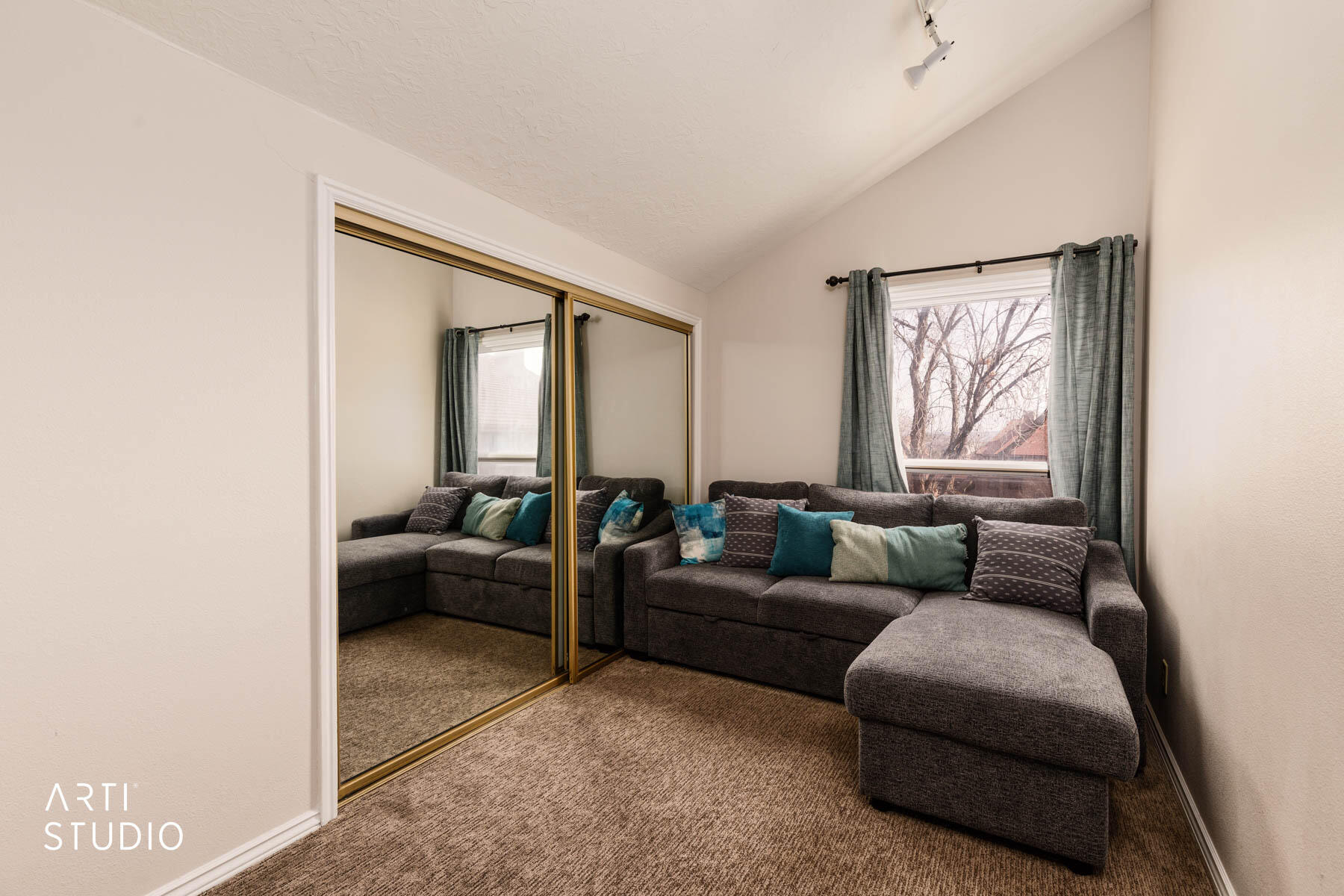 SPORTS VILLAGE - Residential