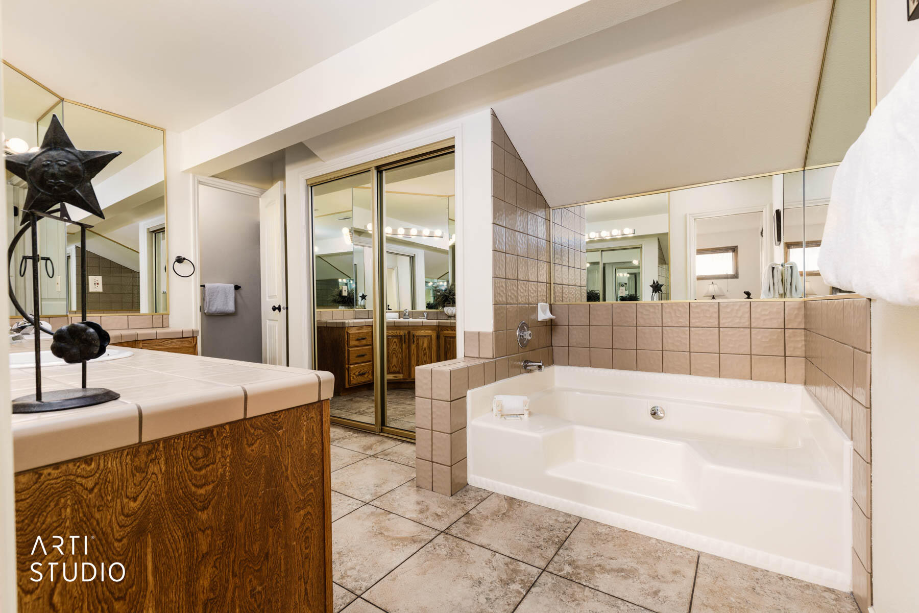 SPORTS VILLAGE - Residential