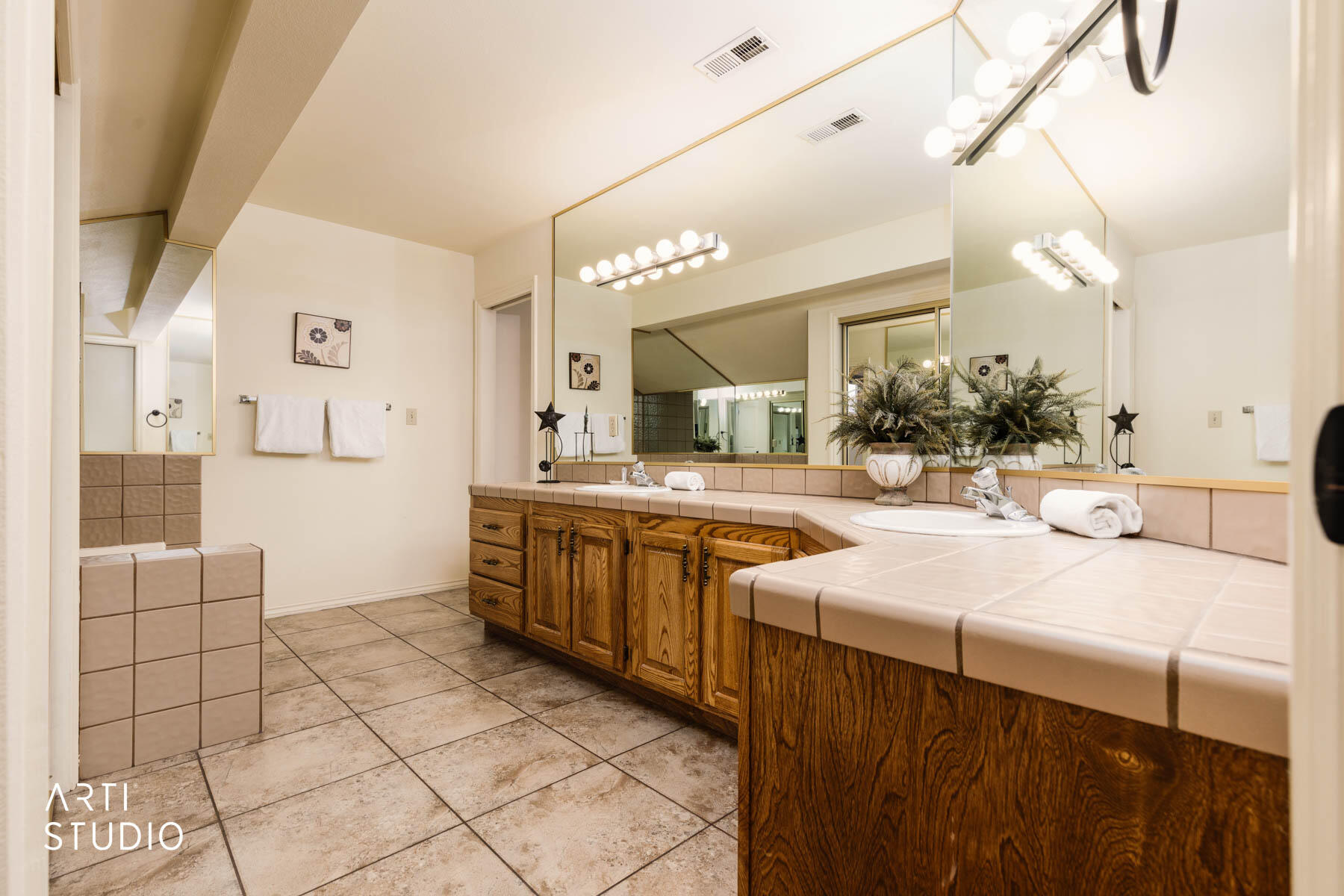 SPORTS VILLAGE - Residential