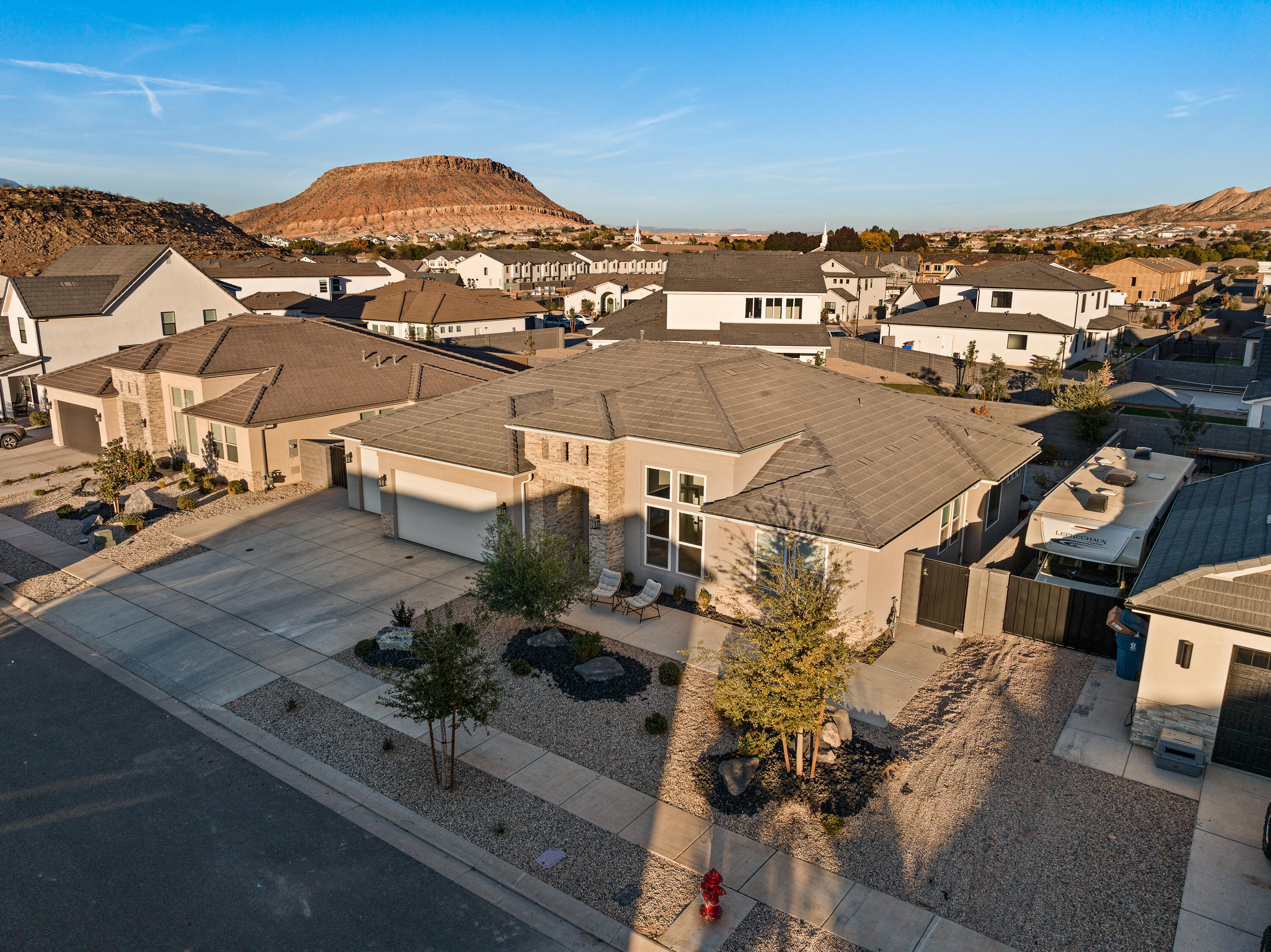 HERITAGE PLACE - Residential