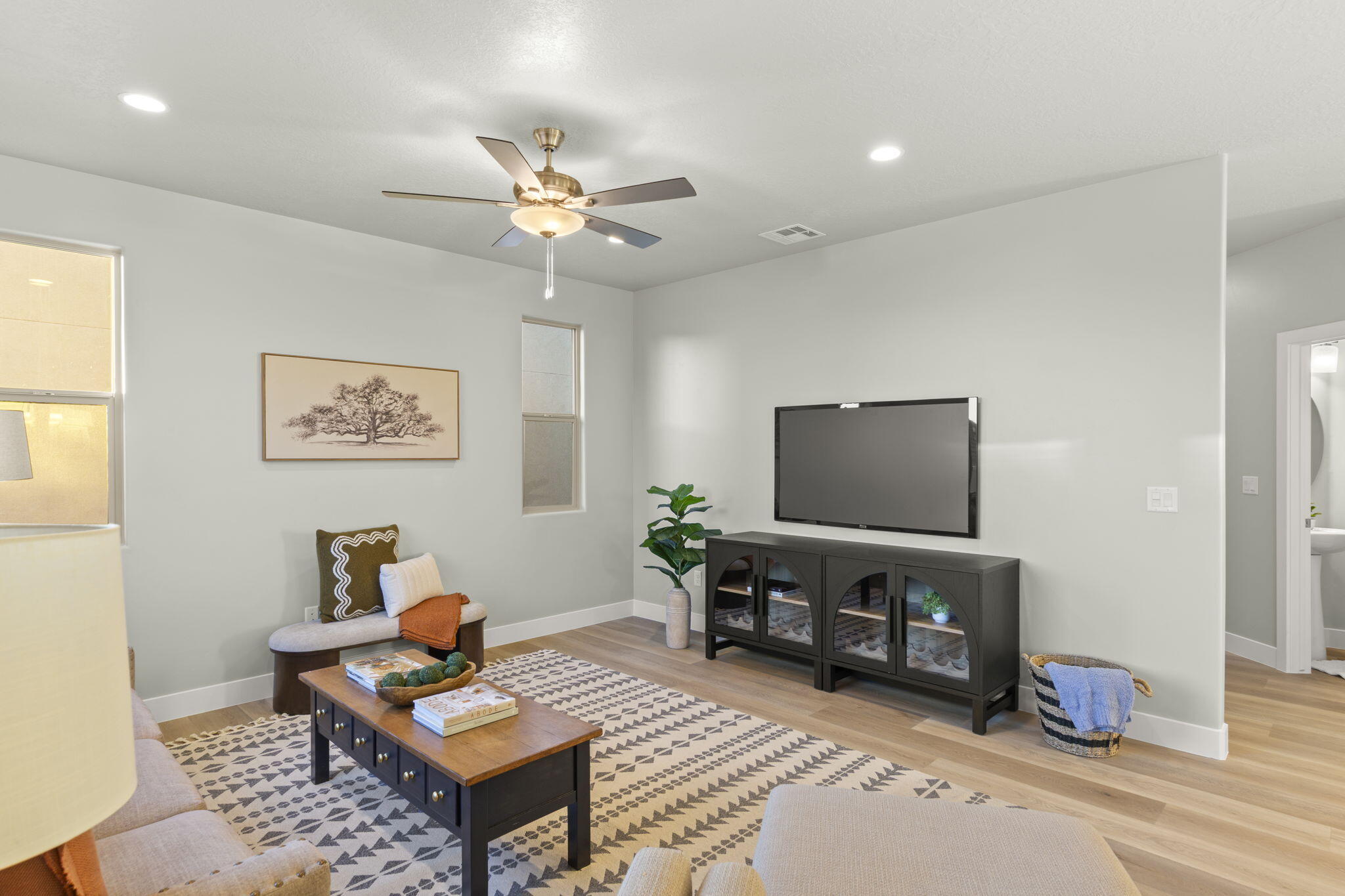 HURRICANE HOLLOW - Residential