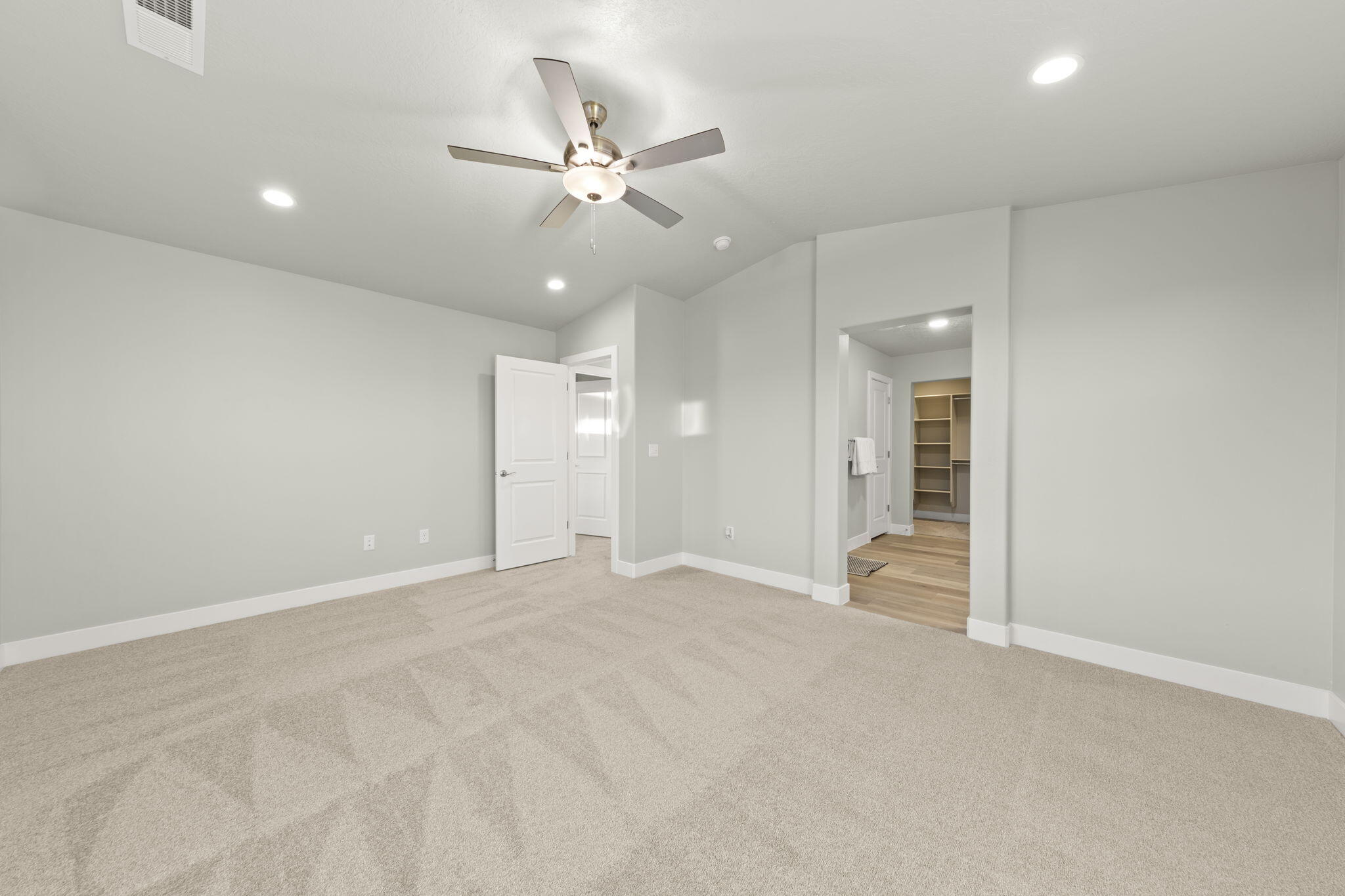 HURRICANE HOLLOW - Residential