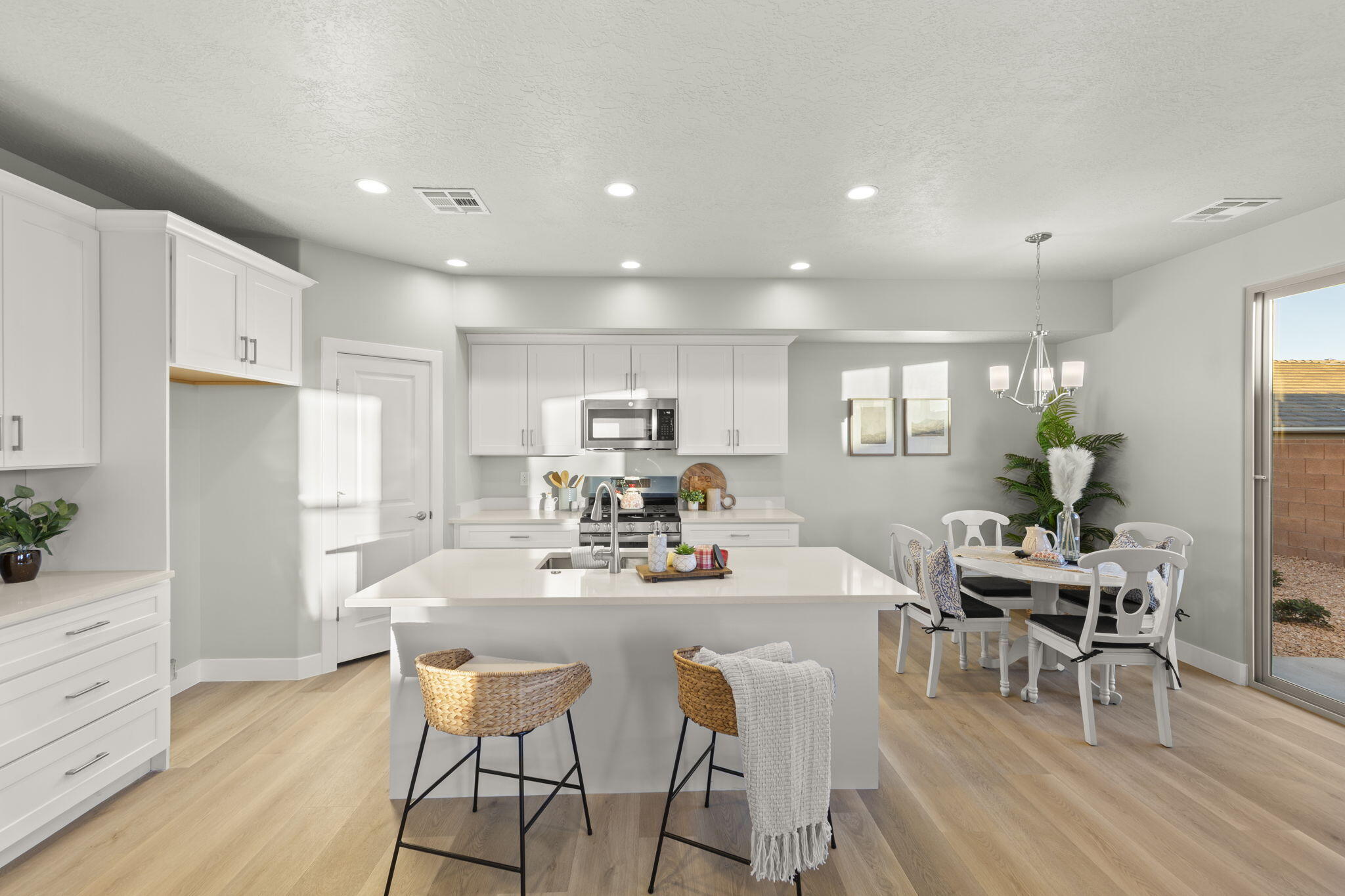 HURRICANE HOLLOW - Residential