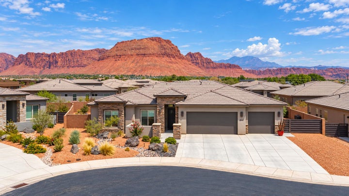 Photo 1 of 29 — 544 W Fitness Way, Ivins, UT 84738