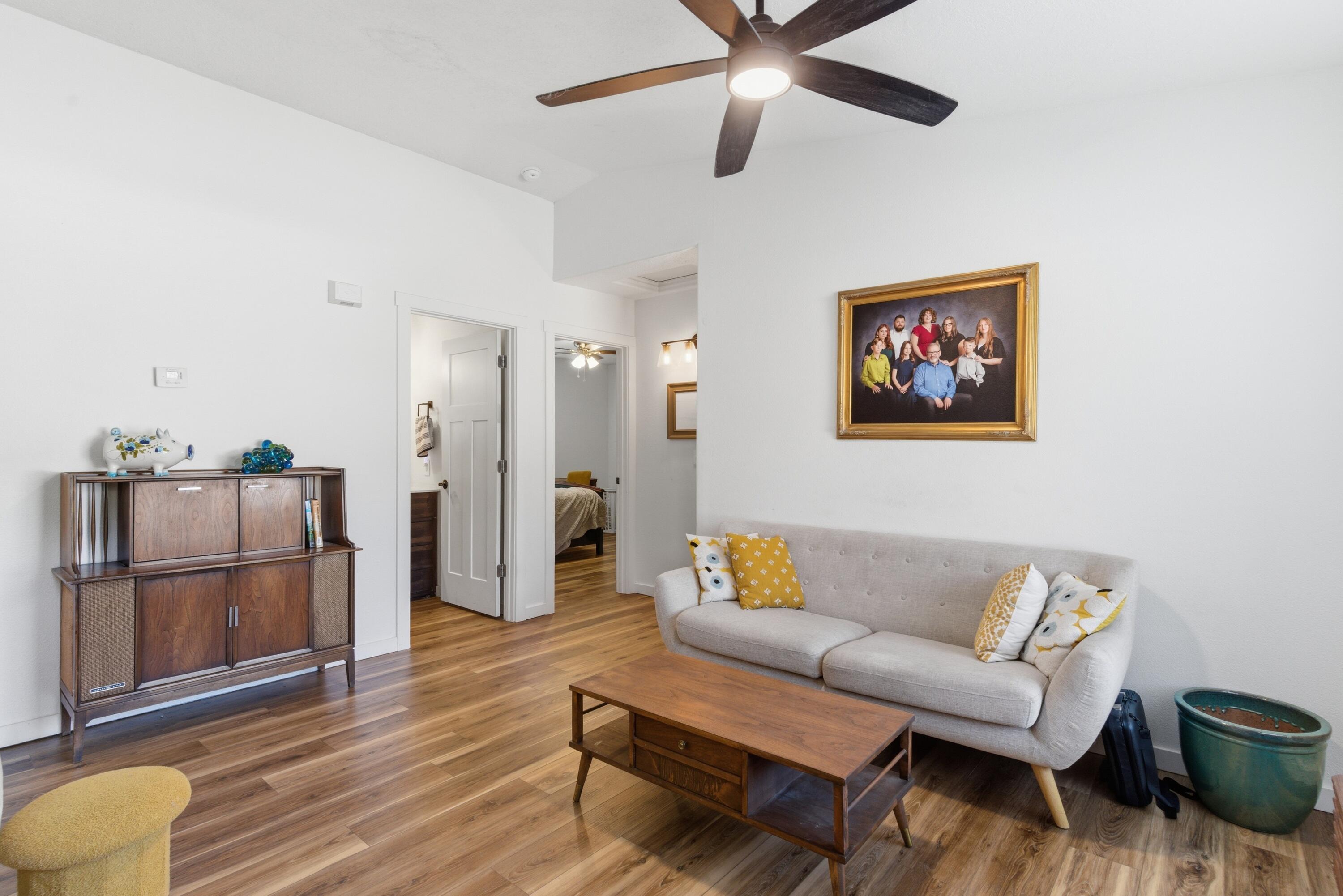 WILLOW COVE - Residential