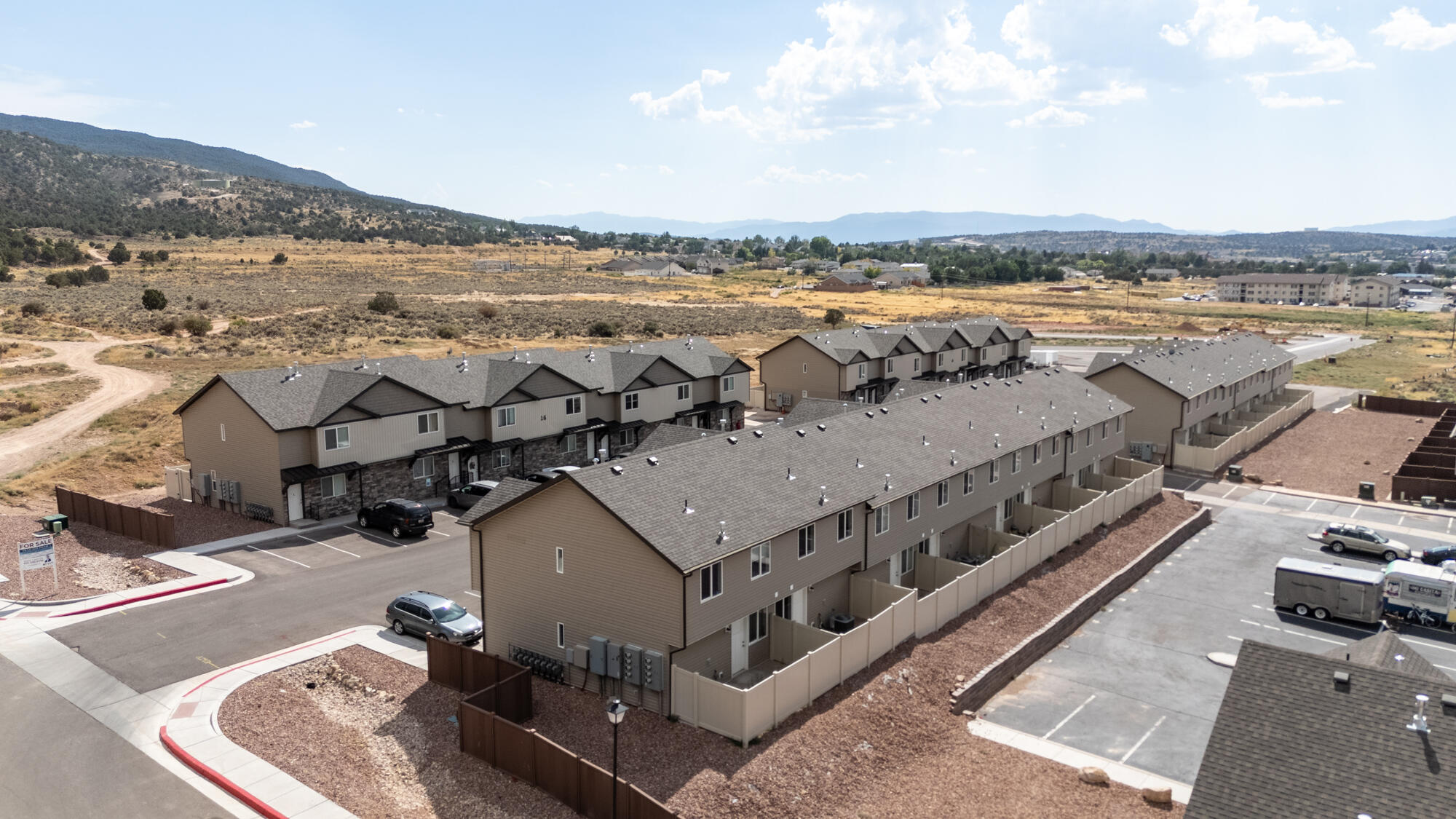 TRAILSIDE - Residential