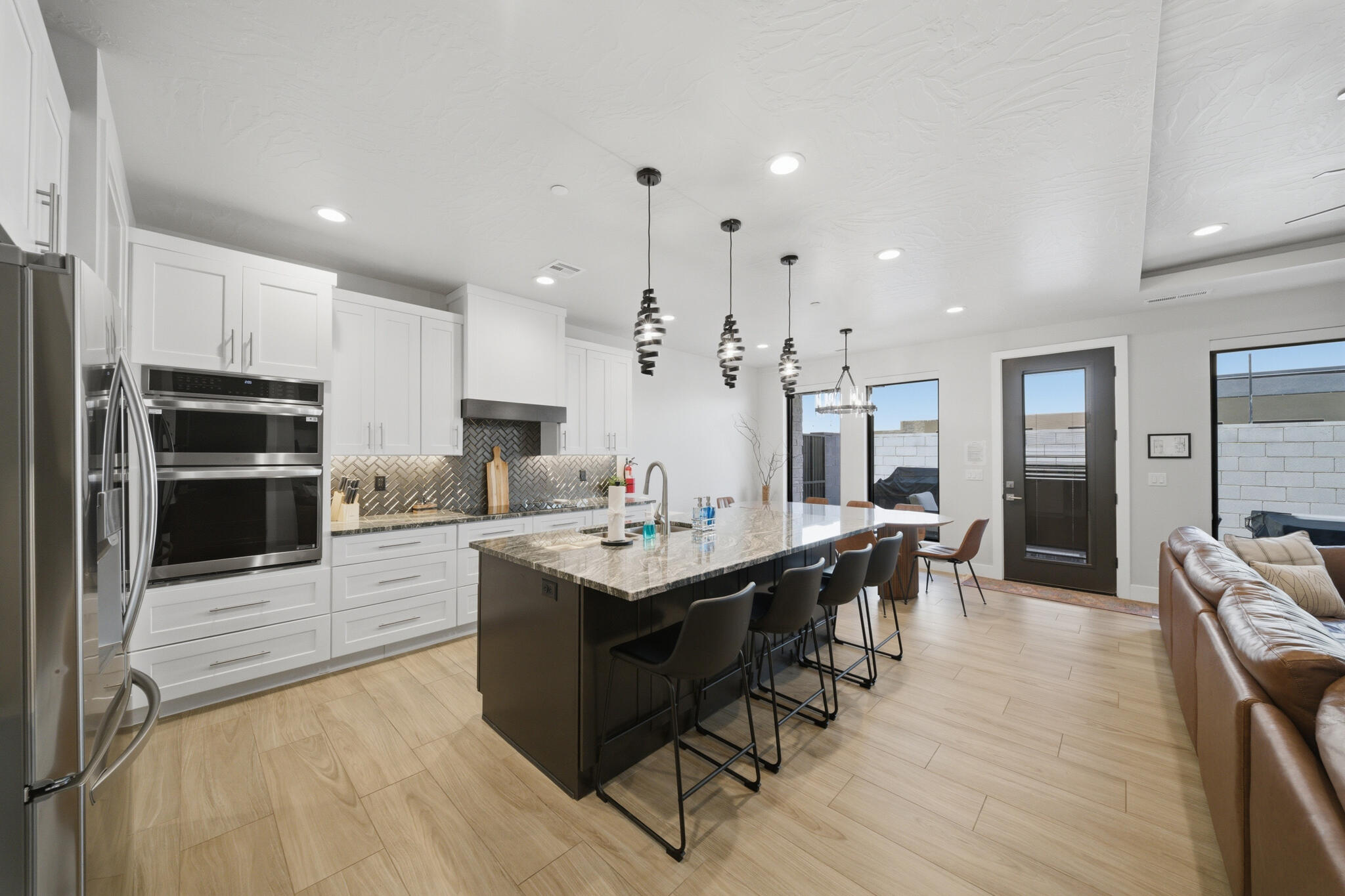 PECAN VALLEY - Residential