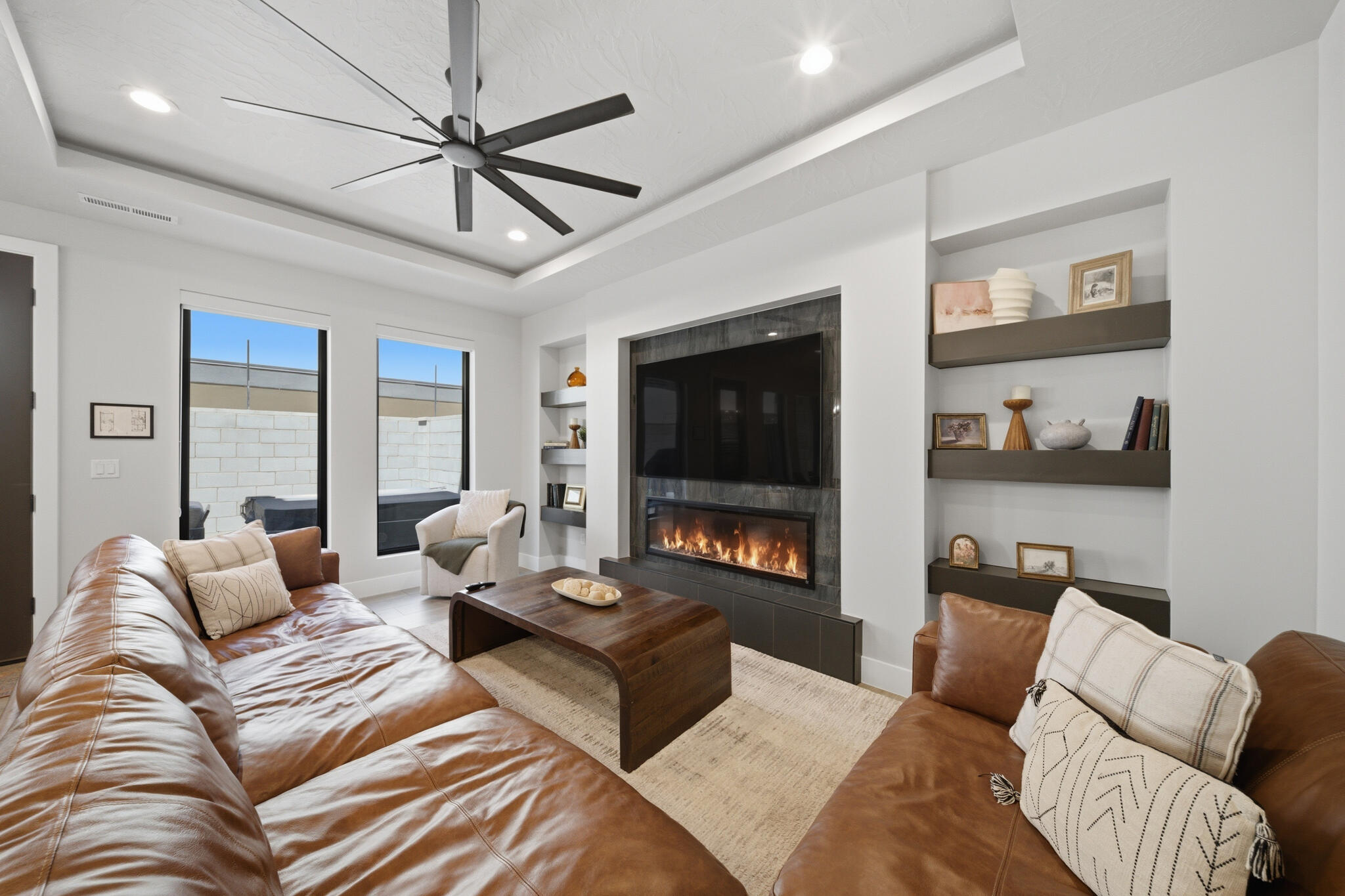 PECAN VALLEY - Residential