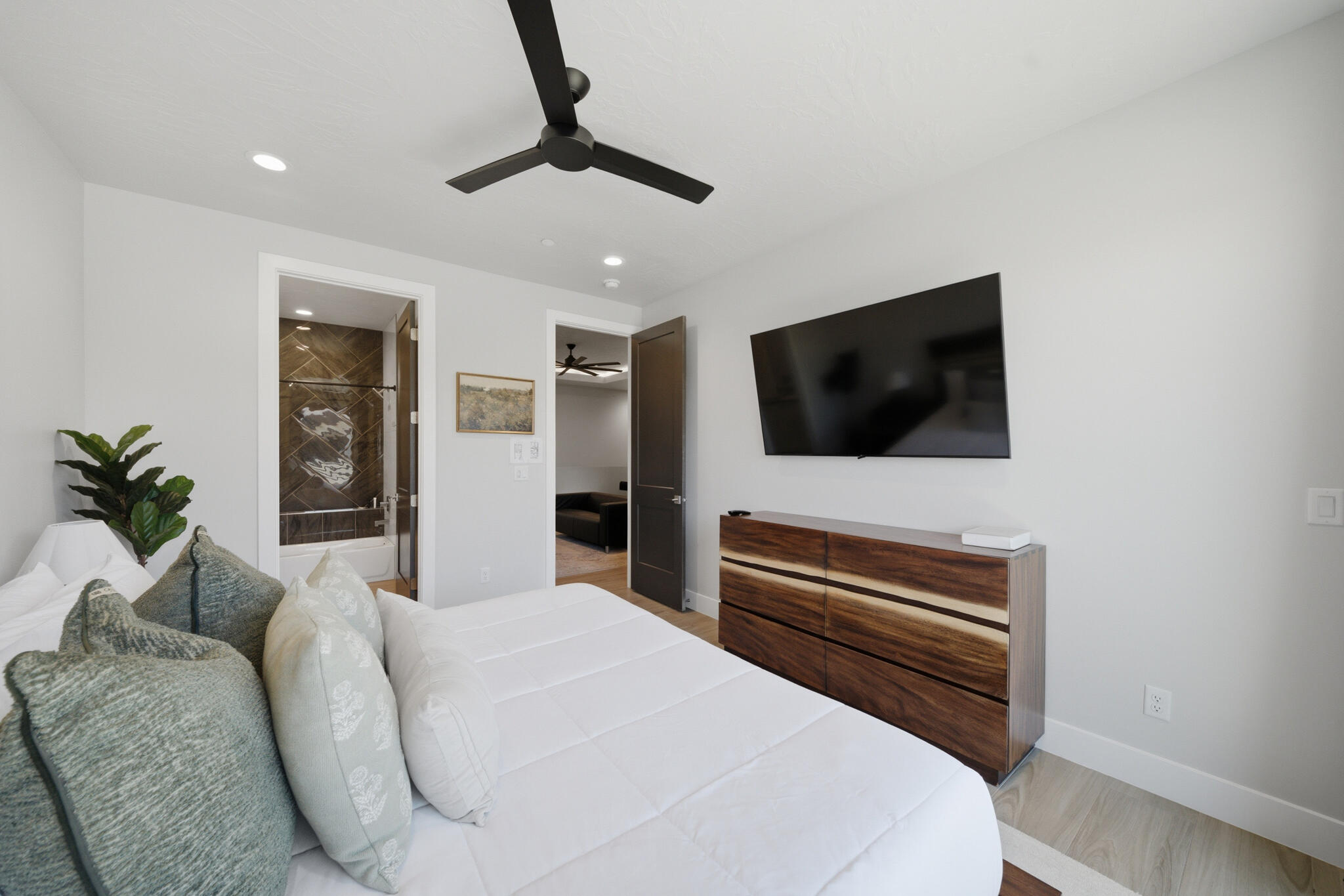 PECAN VALLEY - Residential