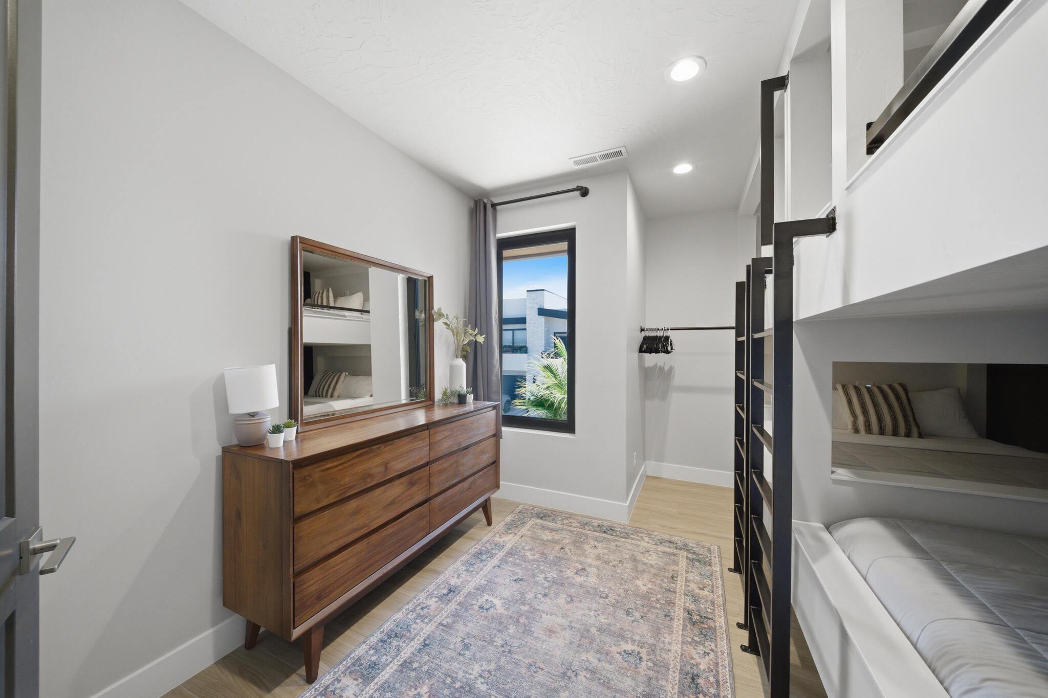 PECAN VALLEY - Residential