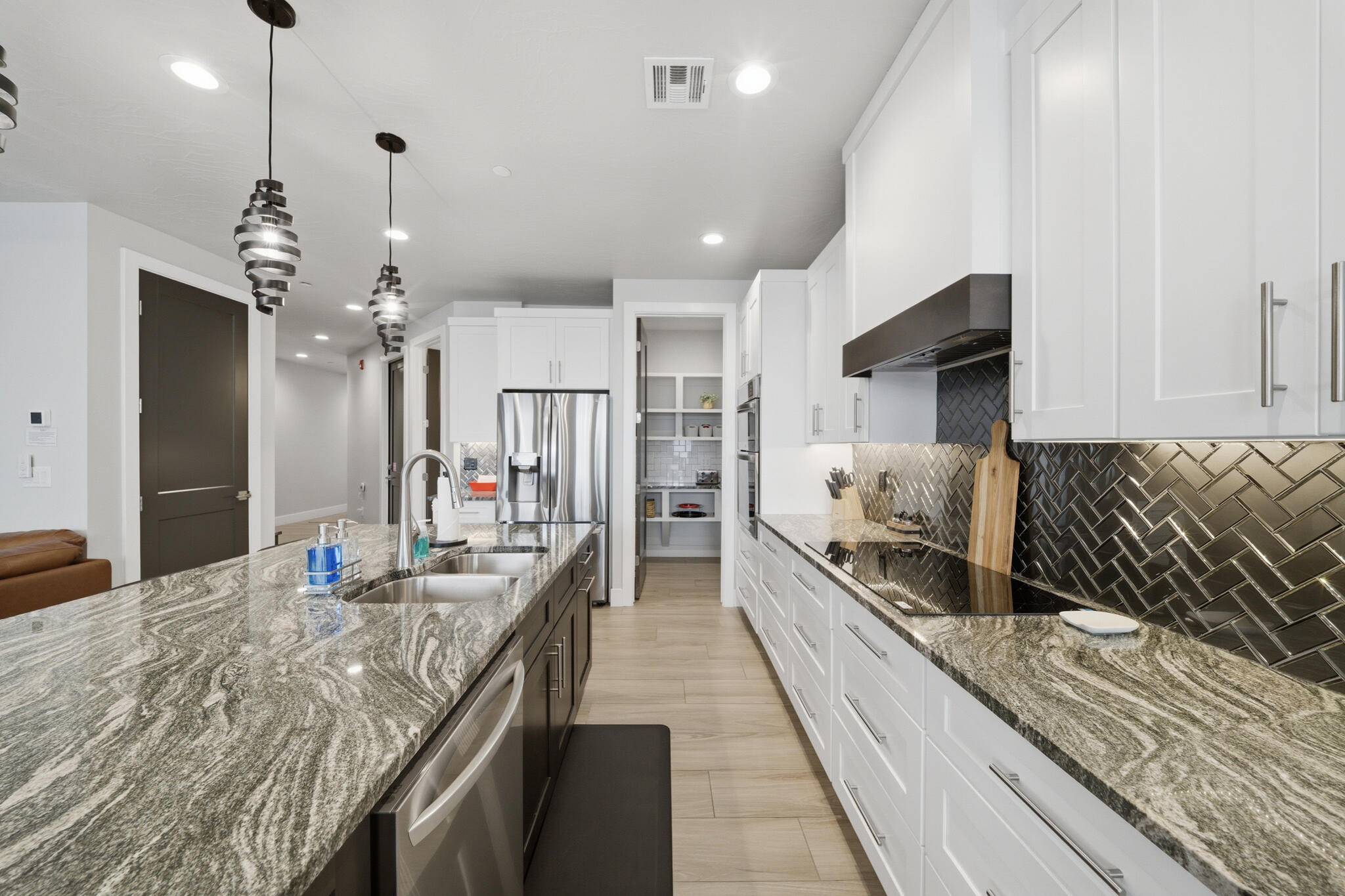 PECAN VALLEY - Residential