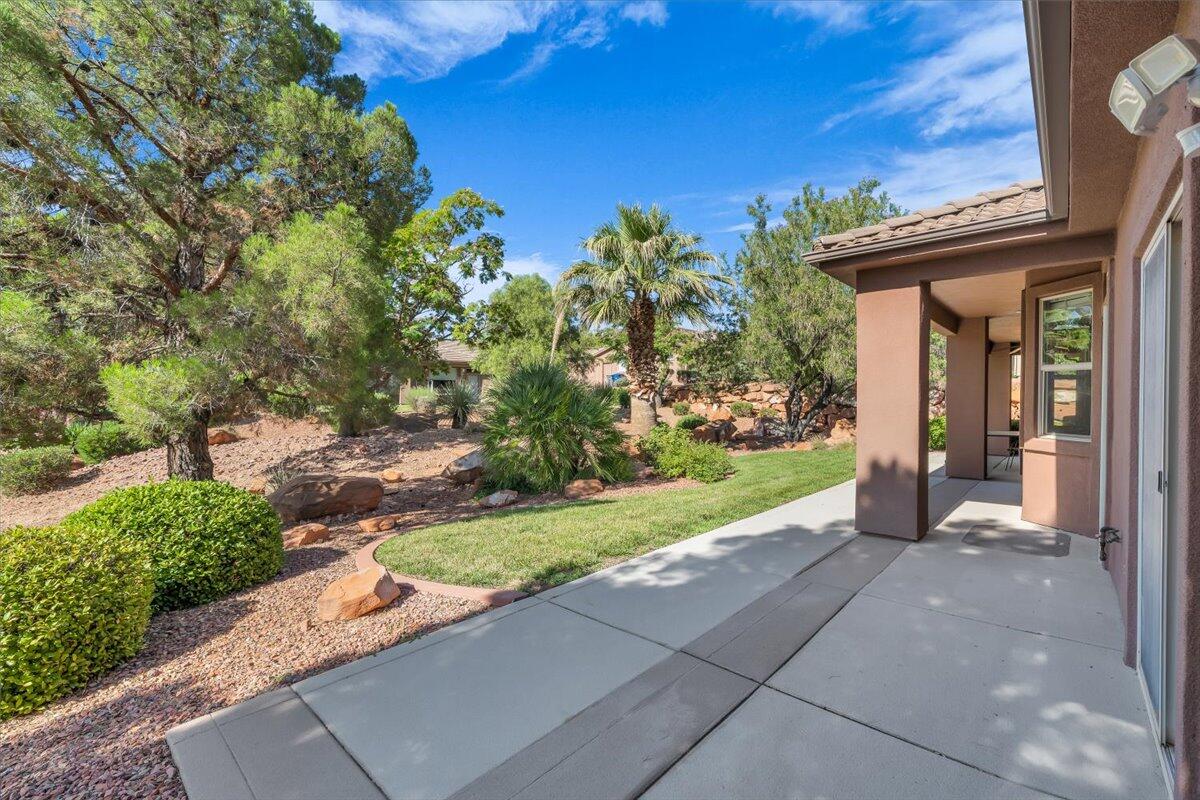 LA JOLLA HILLS AT GREEN SPRINGS - Residential