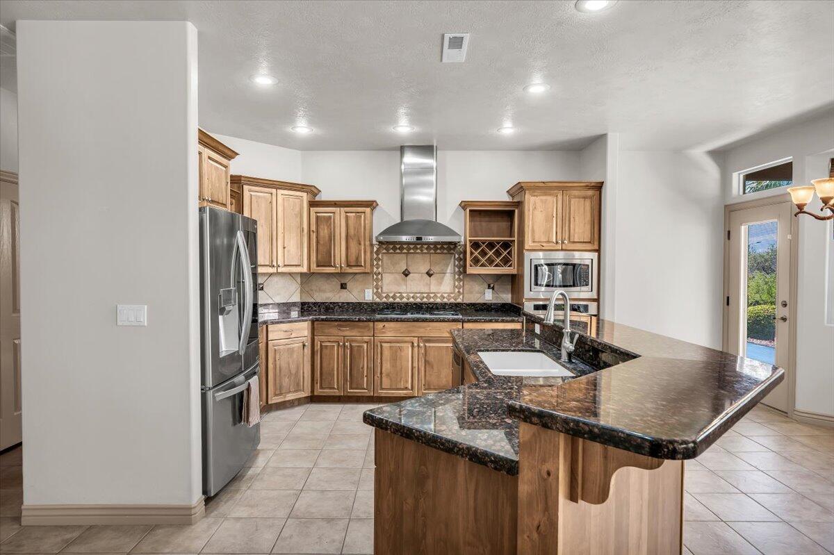 LA JOLLA HILLS AT GREEN SPRINGS - Residential