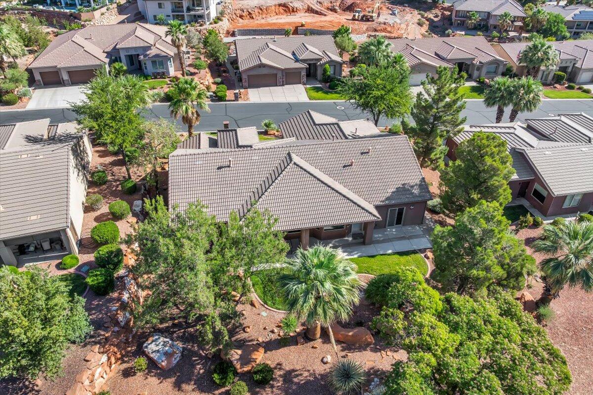 LA JOLLA HILLS AT GREEN SPRINGS - Residential