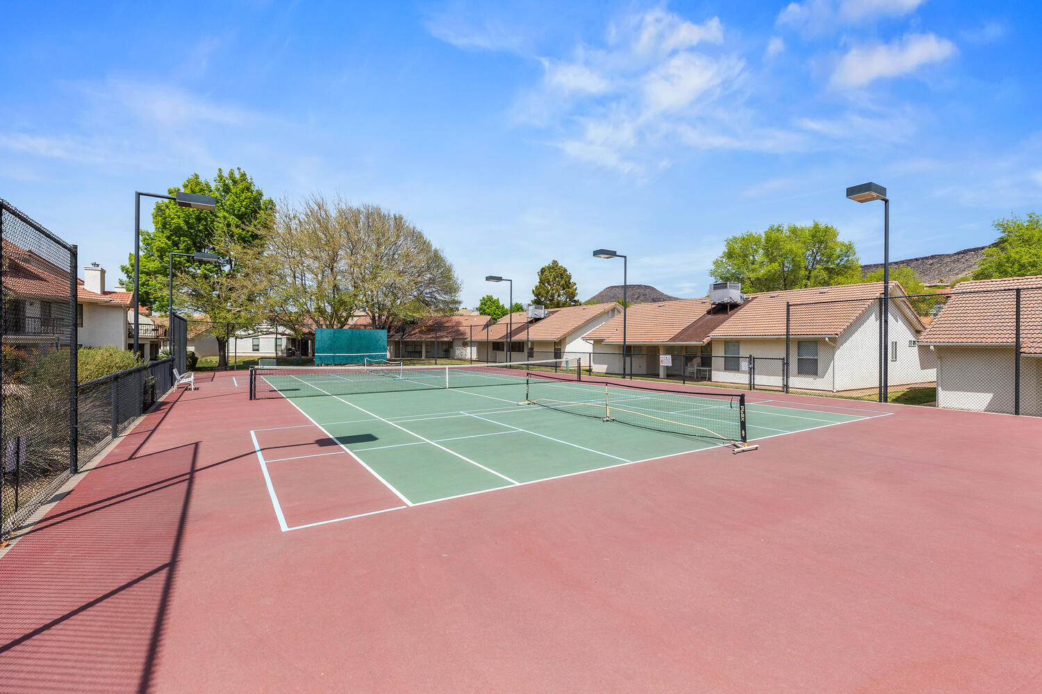 WILLOW RUN RESORT CONDOS - Residential