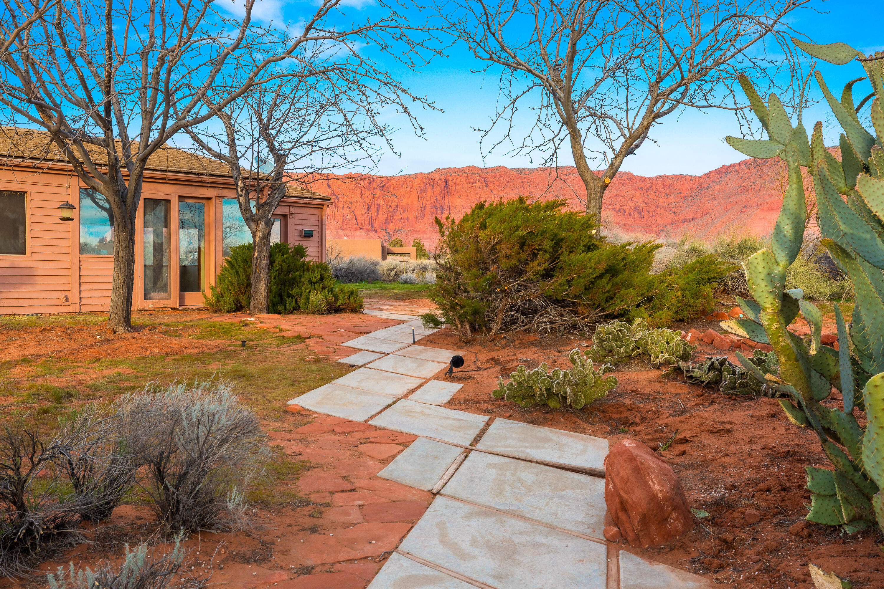 WILLOW SPRINGS - Residential